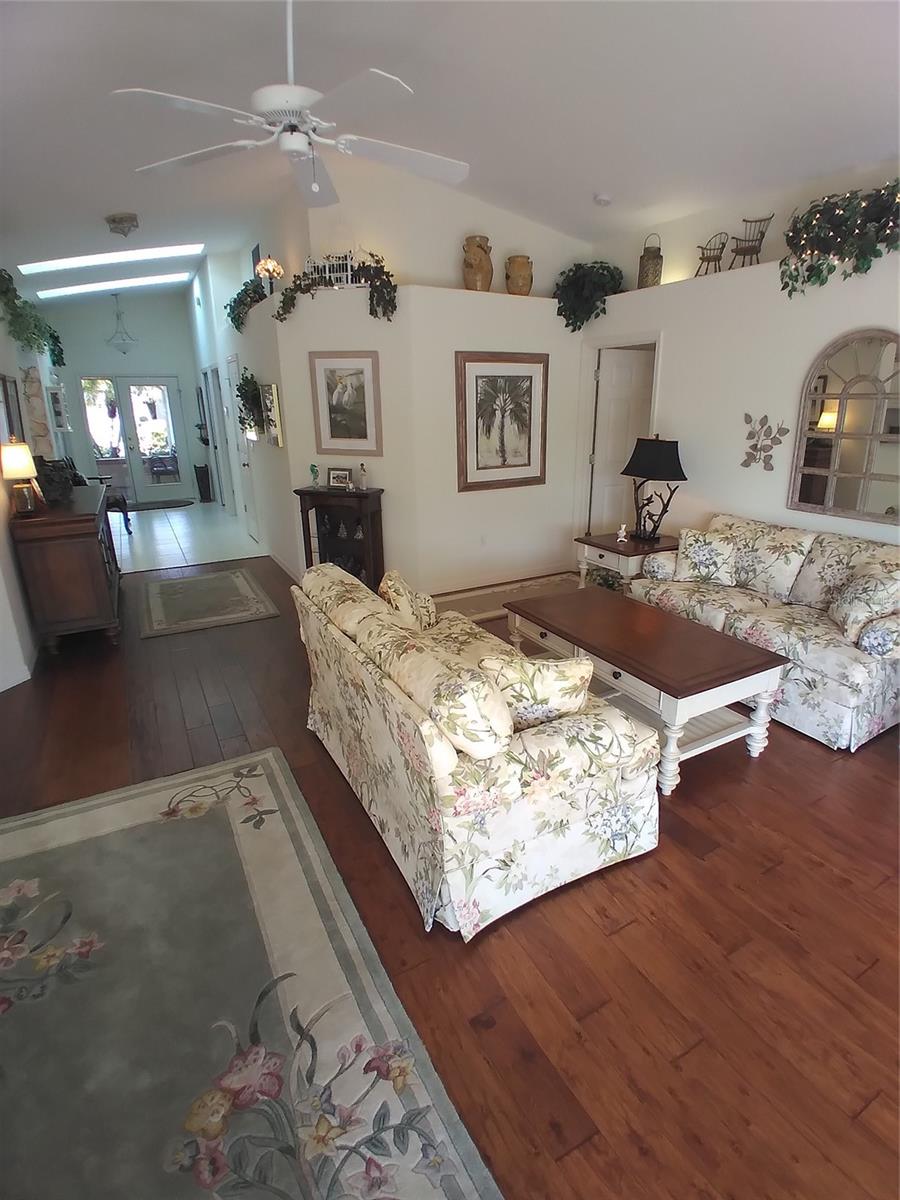 Image 17 of 28 For 7476 Eleanor Circle