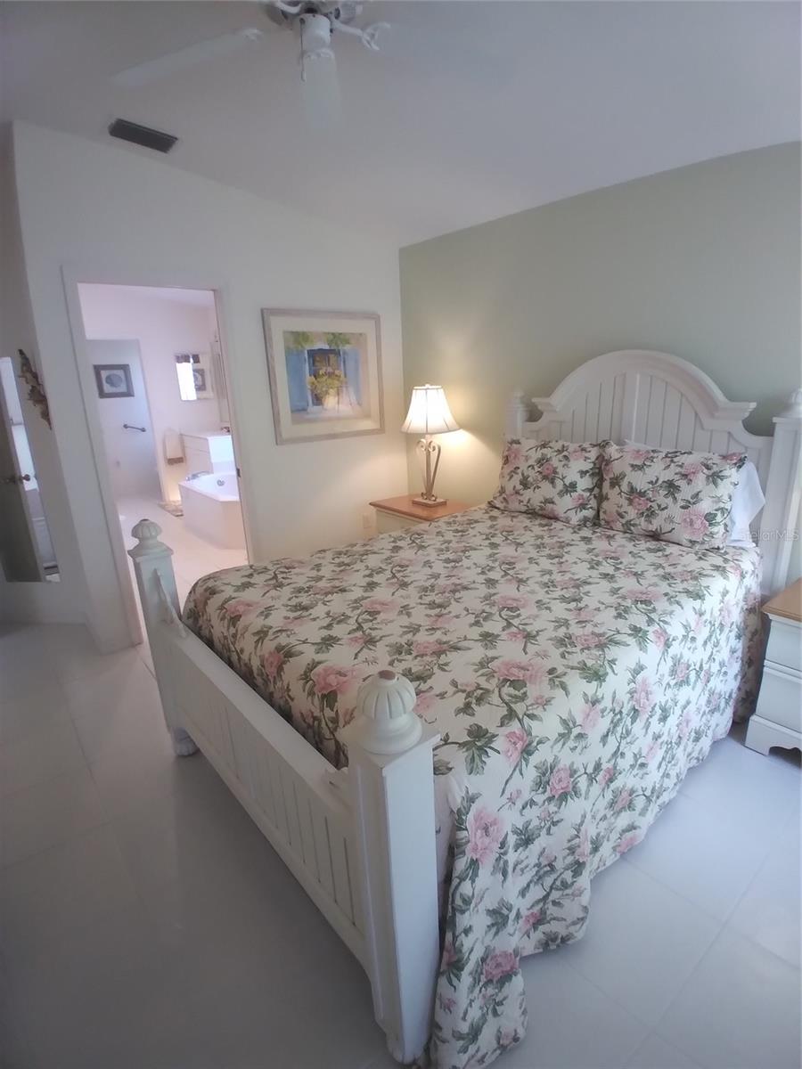 Image 19 of 28 For 7476 Eleanor Circle