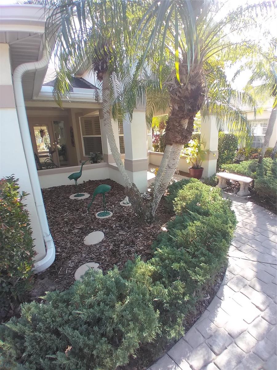 Image 2 of 28 For 7476 Eleanor Circle