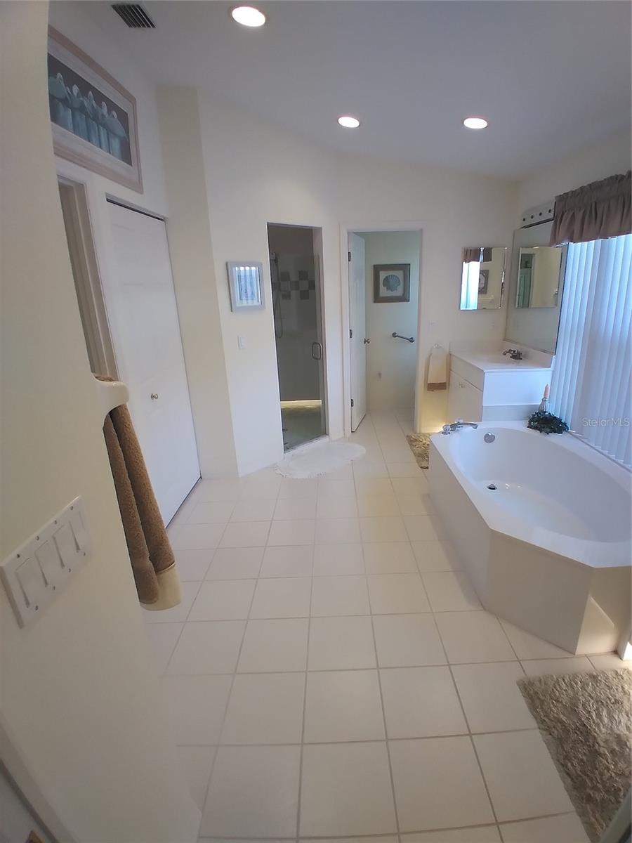 Image 21 of 28 For 7476 Eleanor Circle