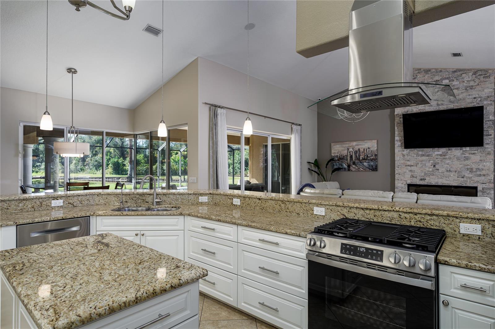 Image 12 of 51 For 15006 21st Avenue E