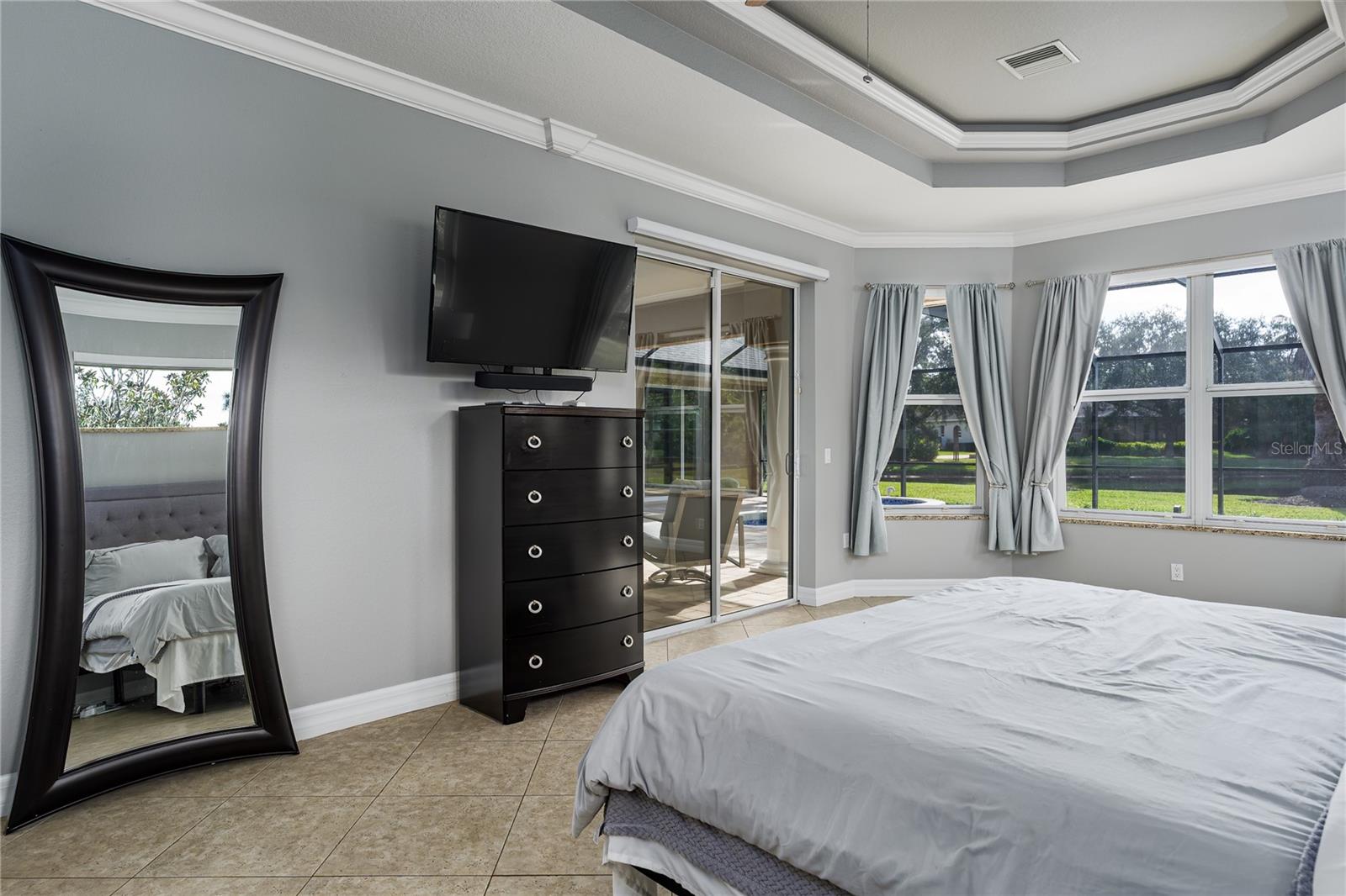 Image 18 of 51 For 15006 21st Avenue E