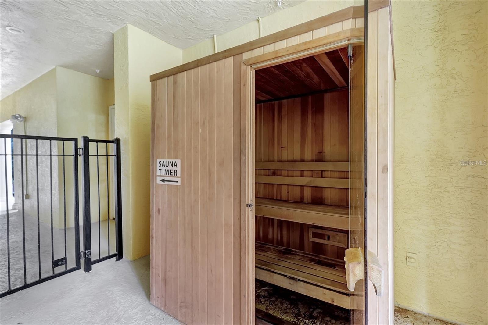 Image 33 of 48 For 5500 Bentgrass Drive 6-301