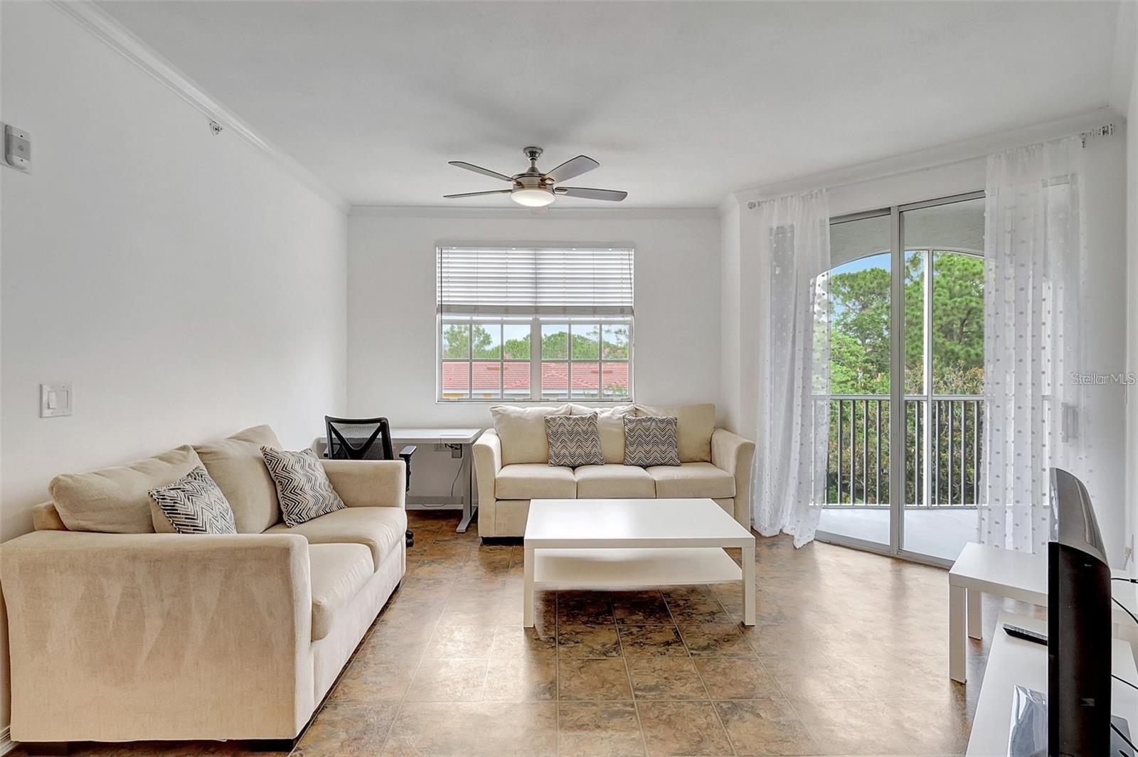 Image 9 of 48 For 5500 Bentgrass Drive 6-301