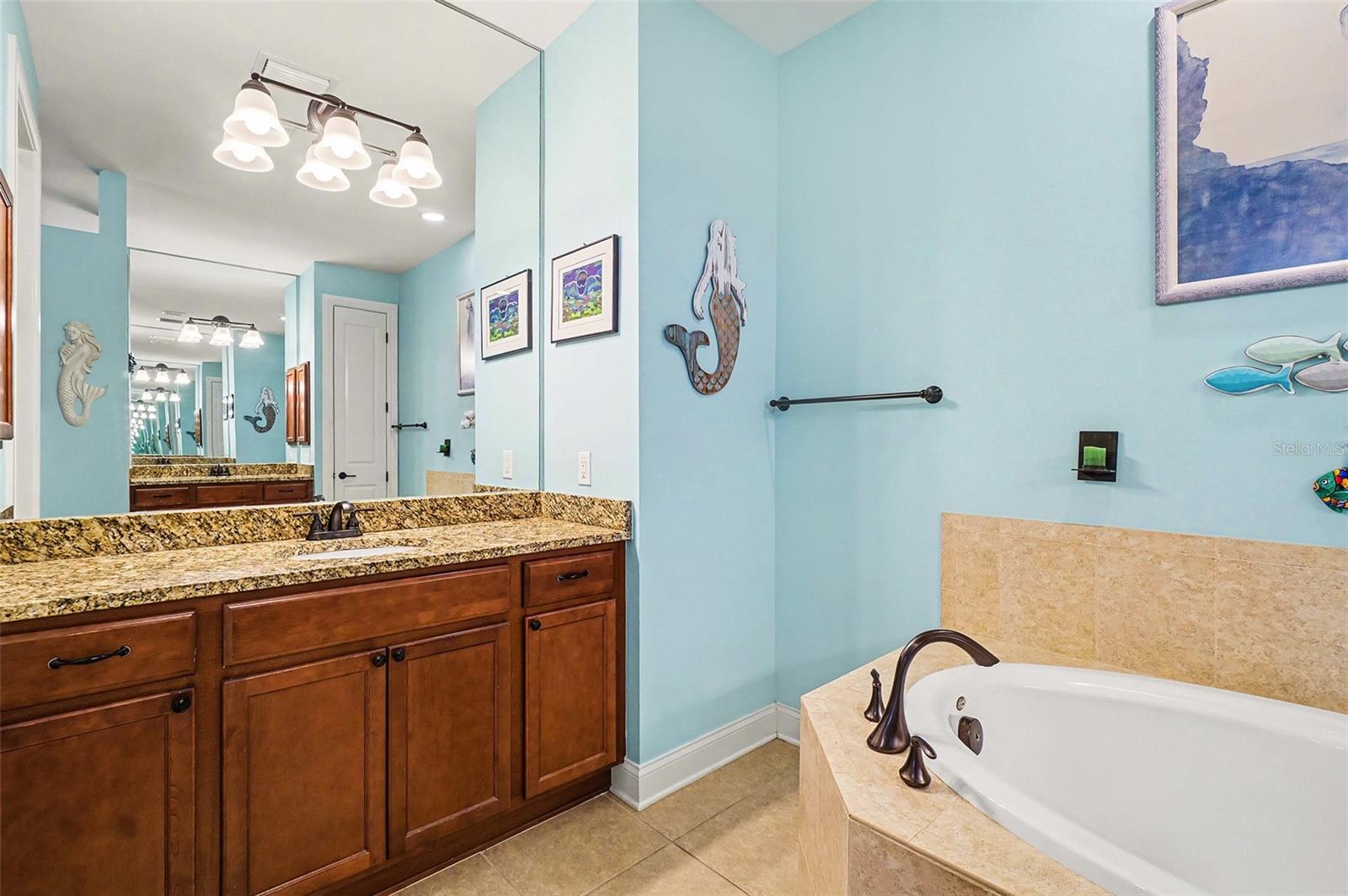 Image 16 of 34 For 2127 17th Place