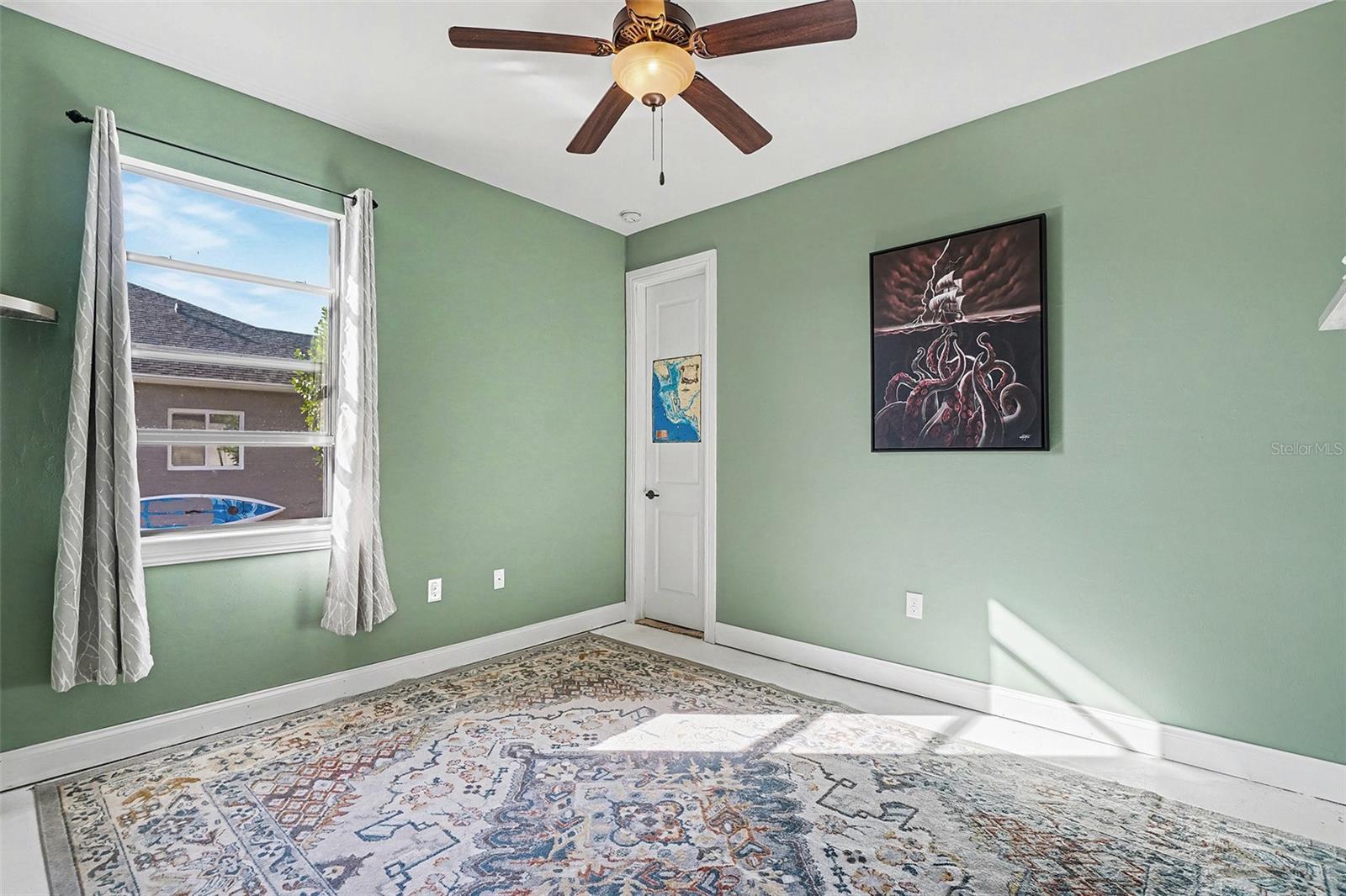 Image 20 of 34 For 2127 17th Place