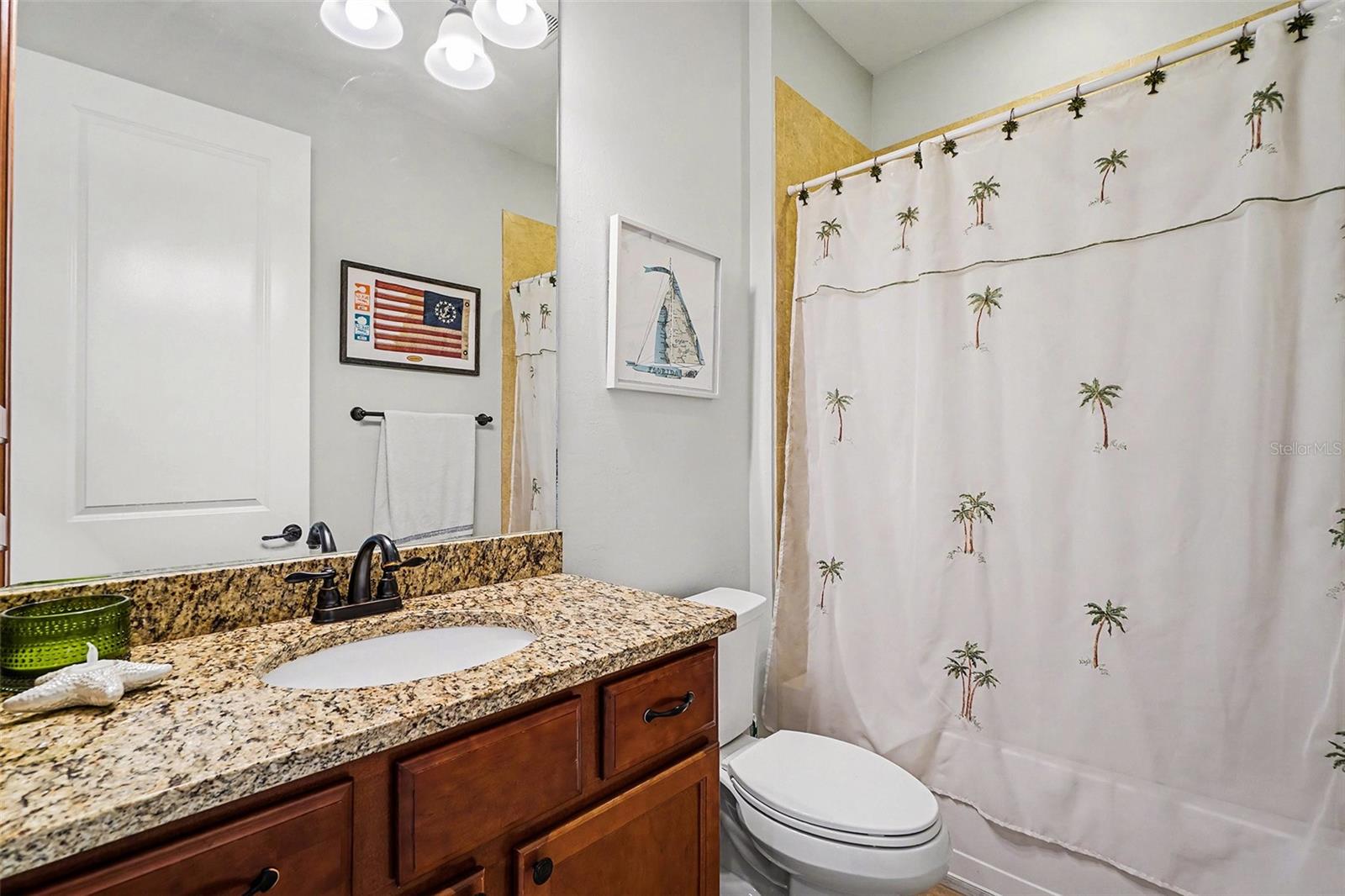 Image 21 of 34 For 2127 17th Place