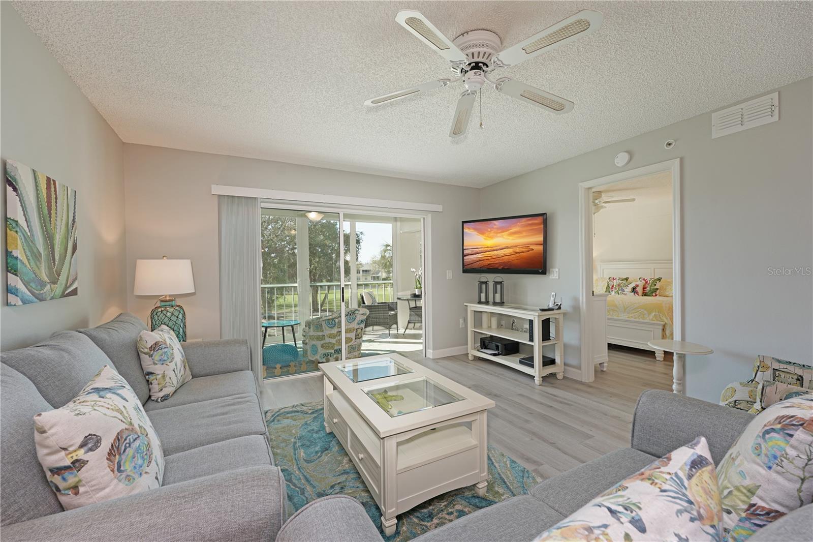 Image 9 of 50 For 6501 Stone River Road 205