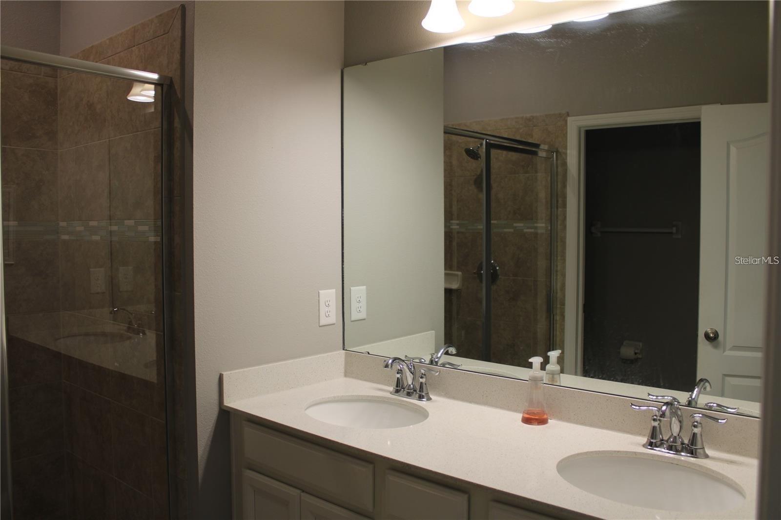 Image 12 of 33 For 6005 113th Terrace E