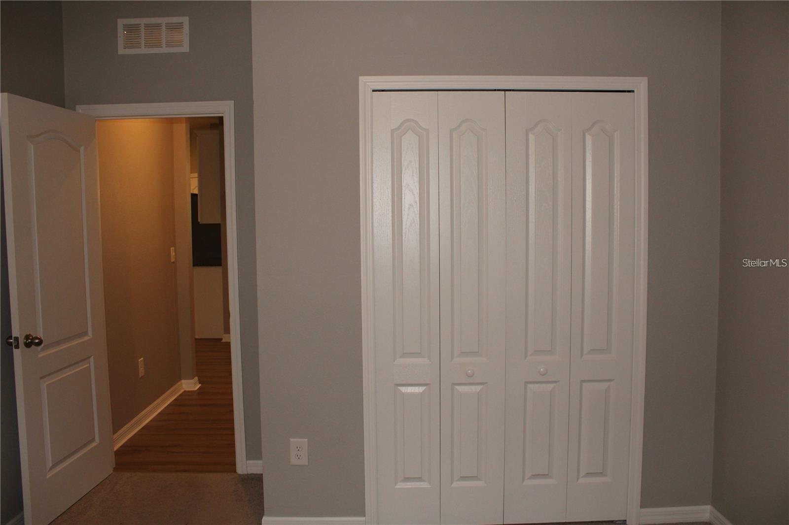 Image 16 of 33 For 6005 113th Terrace E