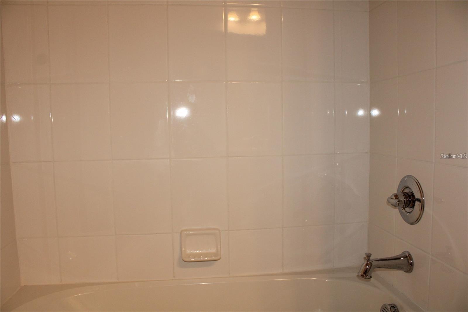 Image 18 of 33 For 6005 113th Terrace E