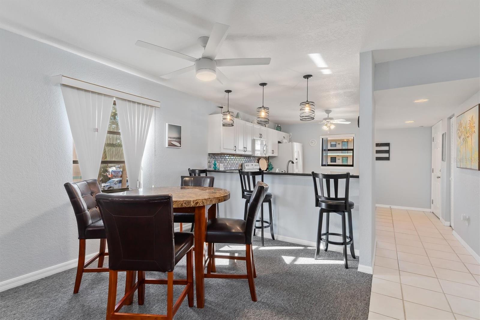 Image 14 of 56 For 175 Kings Highway 428