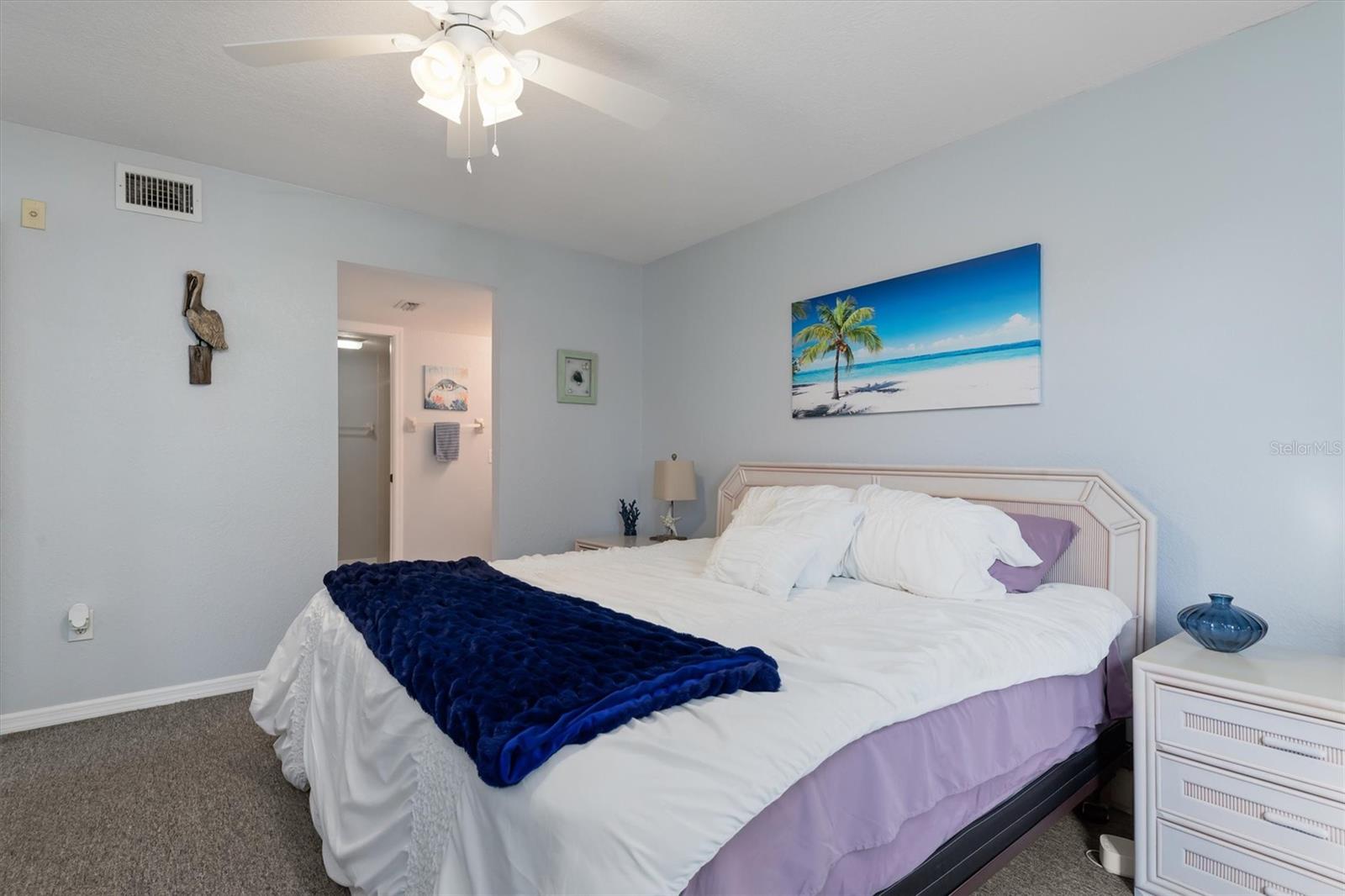 Image 22 of 56 For 175 Kings Highway 428