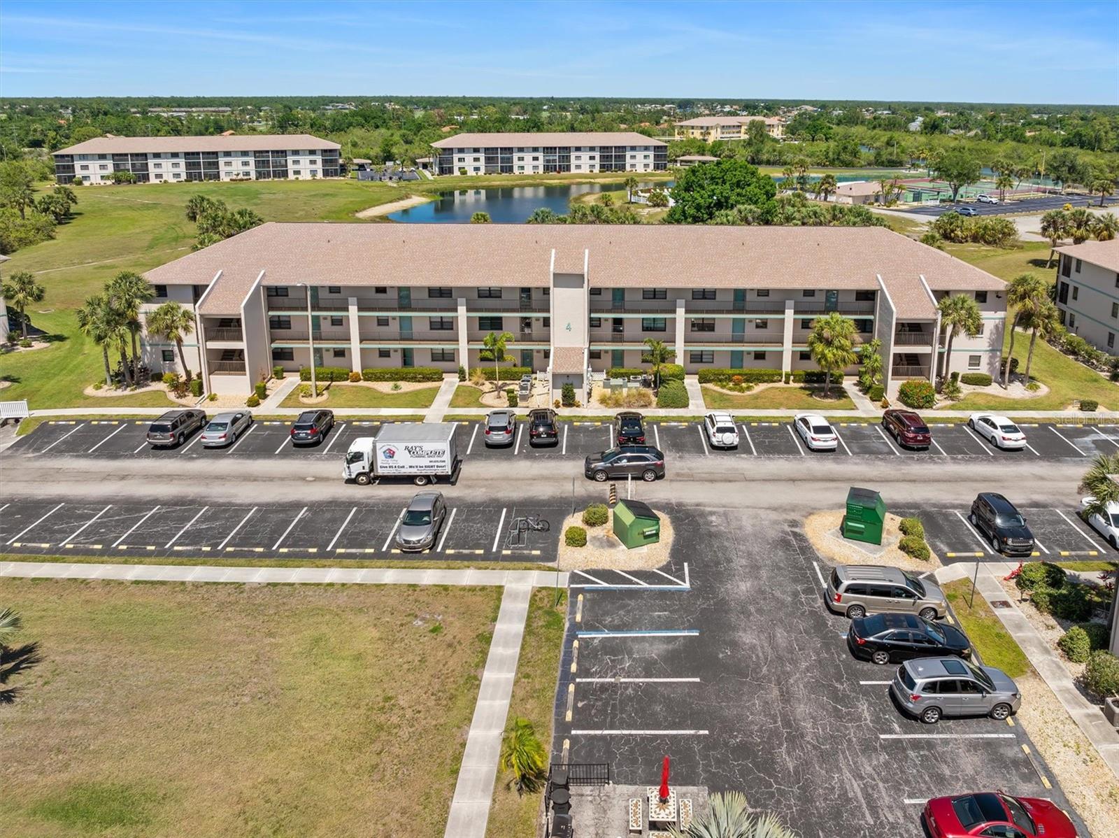 Image 38 of 56 For 175 Kings Highway 428