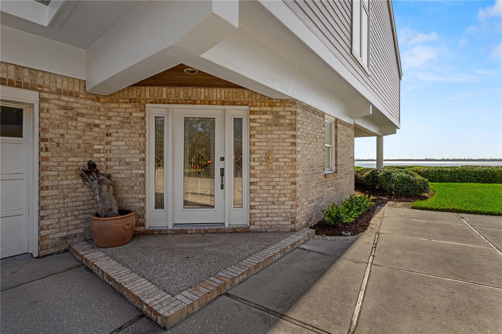 Image 11 of 100 For 58 Tidy Island Boulevard