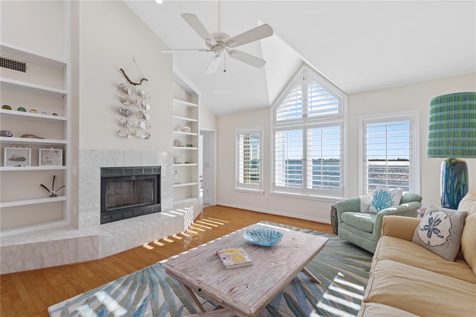 Image 25 of 100 For 58 Tidy Island Boulevard