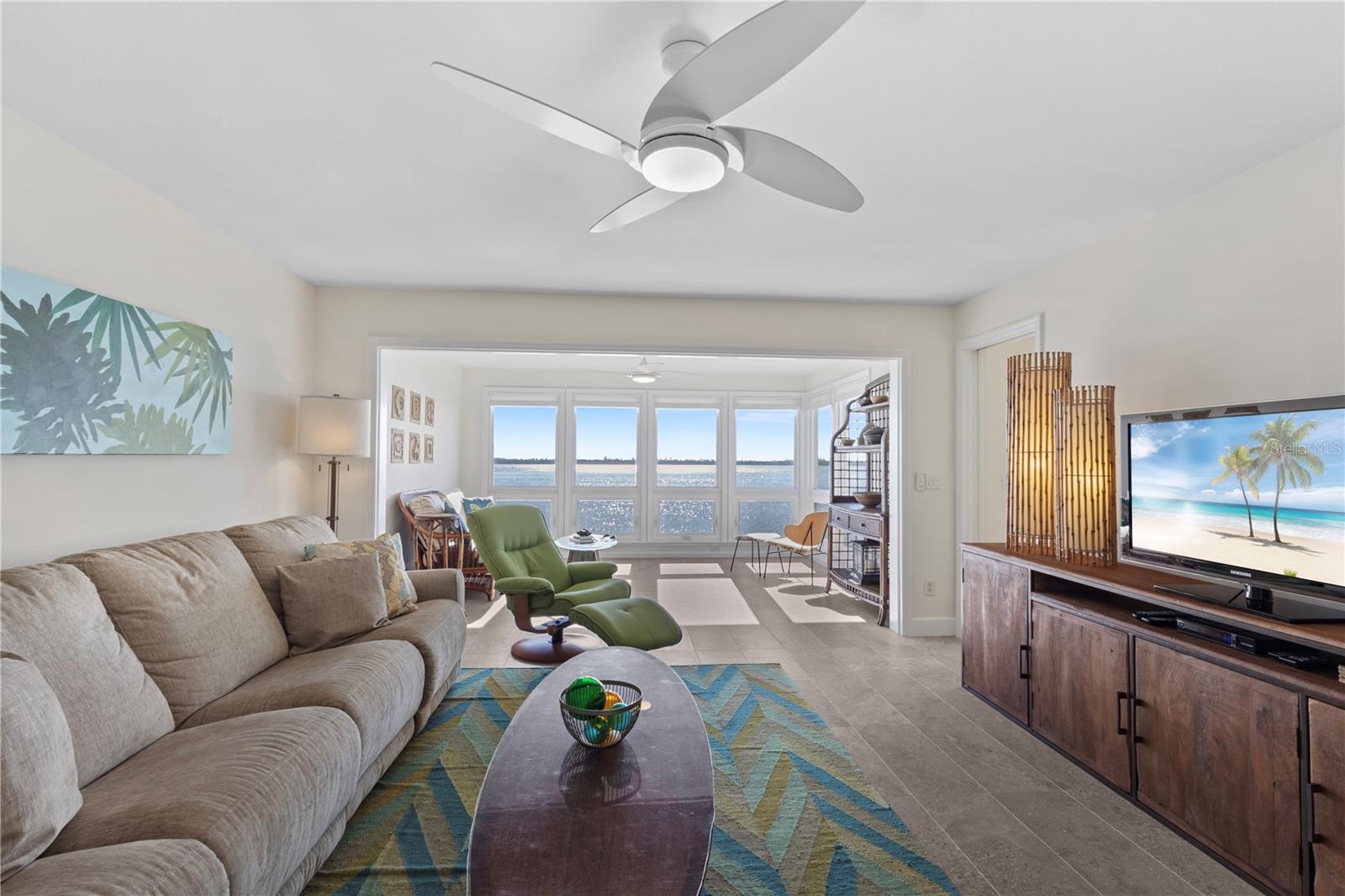 Image 34 of 100 For 58 Tidy Island Boulevard