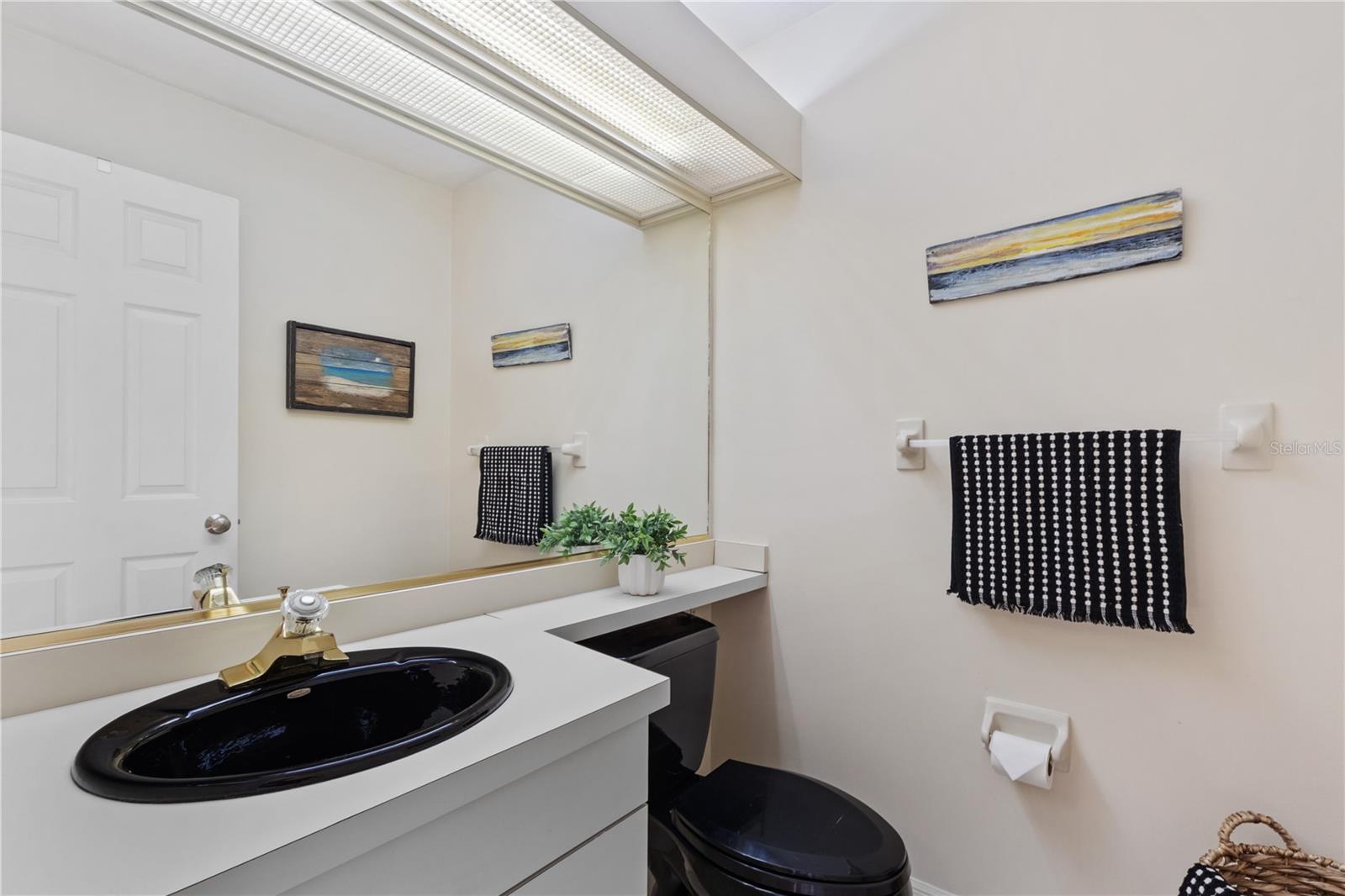 Image 59 of 100 For 58 Tidy Island Boulevard