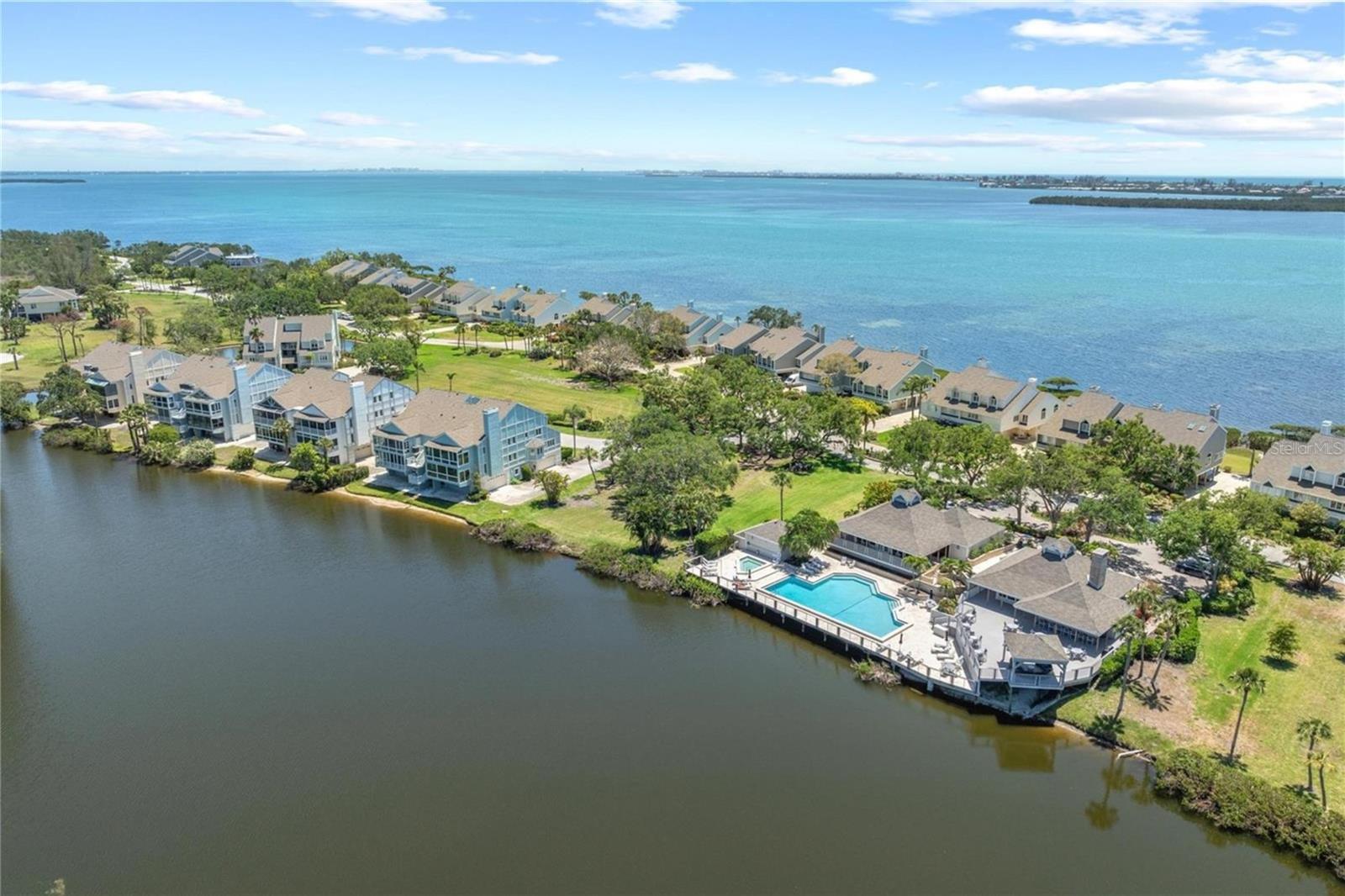 Image 77 of 100 For 58 Tidy Island Boulevard