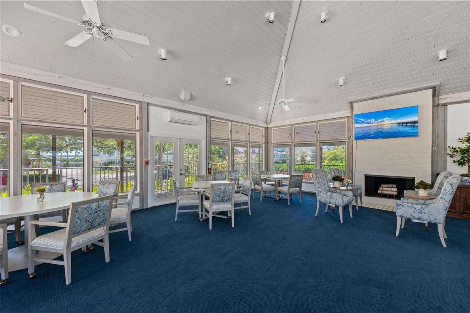 Image 85 of 100 For 58 Tidy Island Boulevard