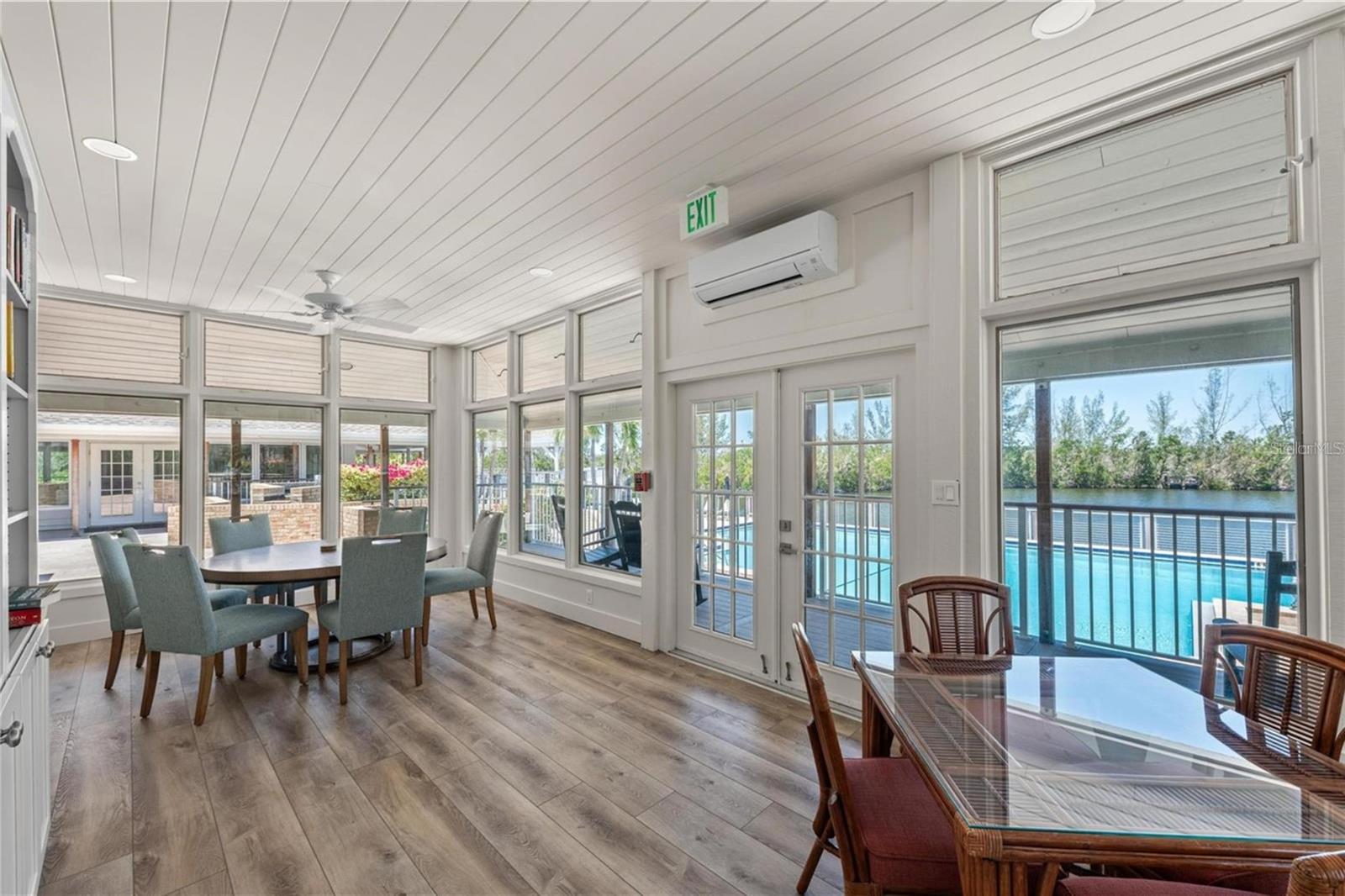 Image 86 of 100 For 58 Tidy Island Boulevard