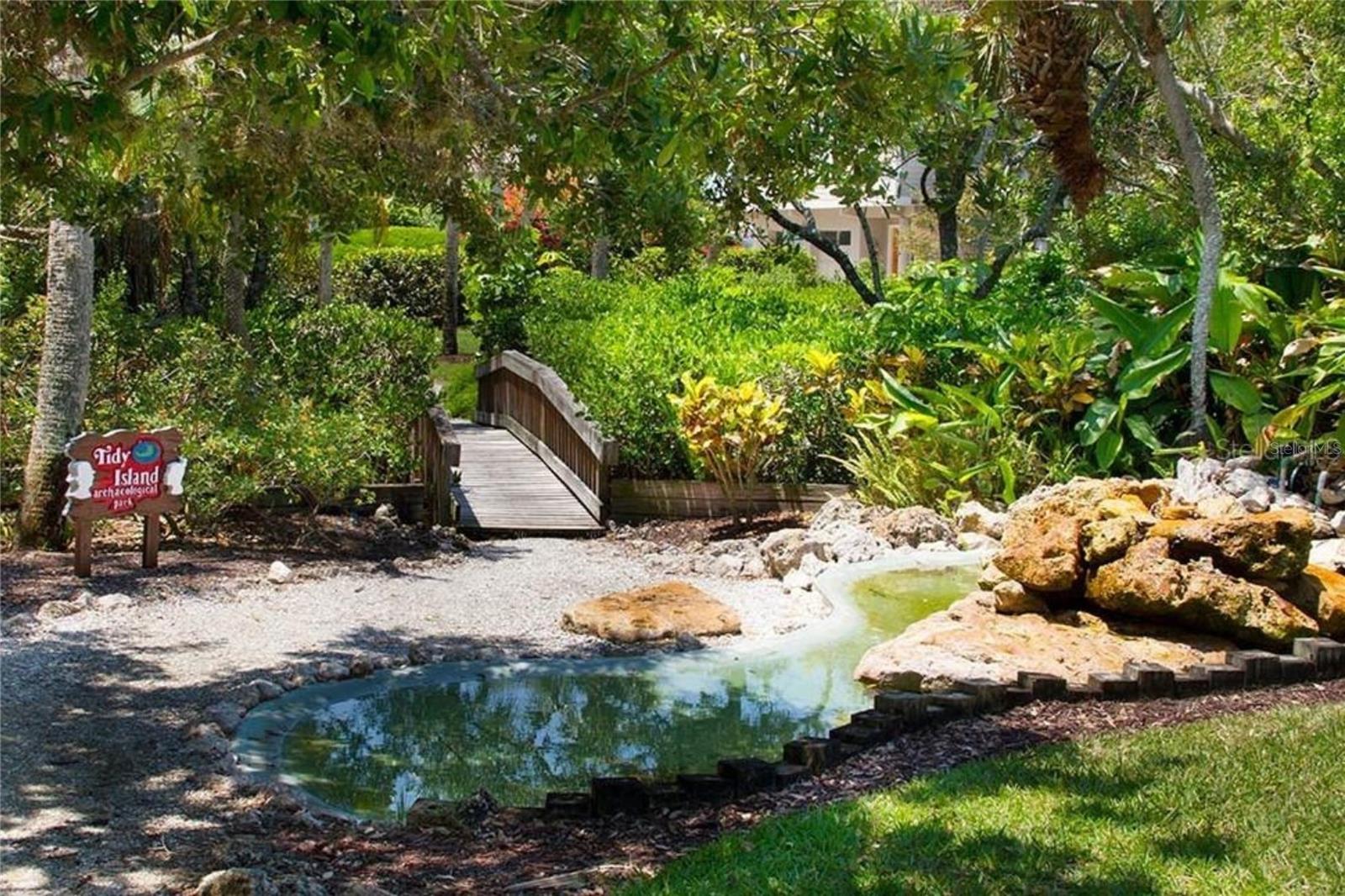 Image 97 of 100 For 58 Tidy Island Boulevard