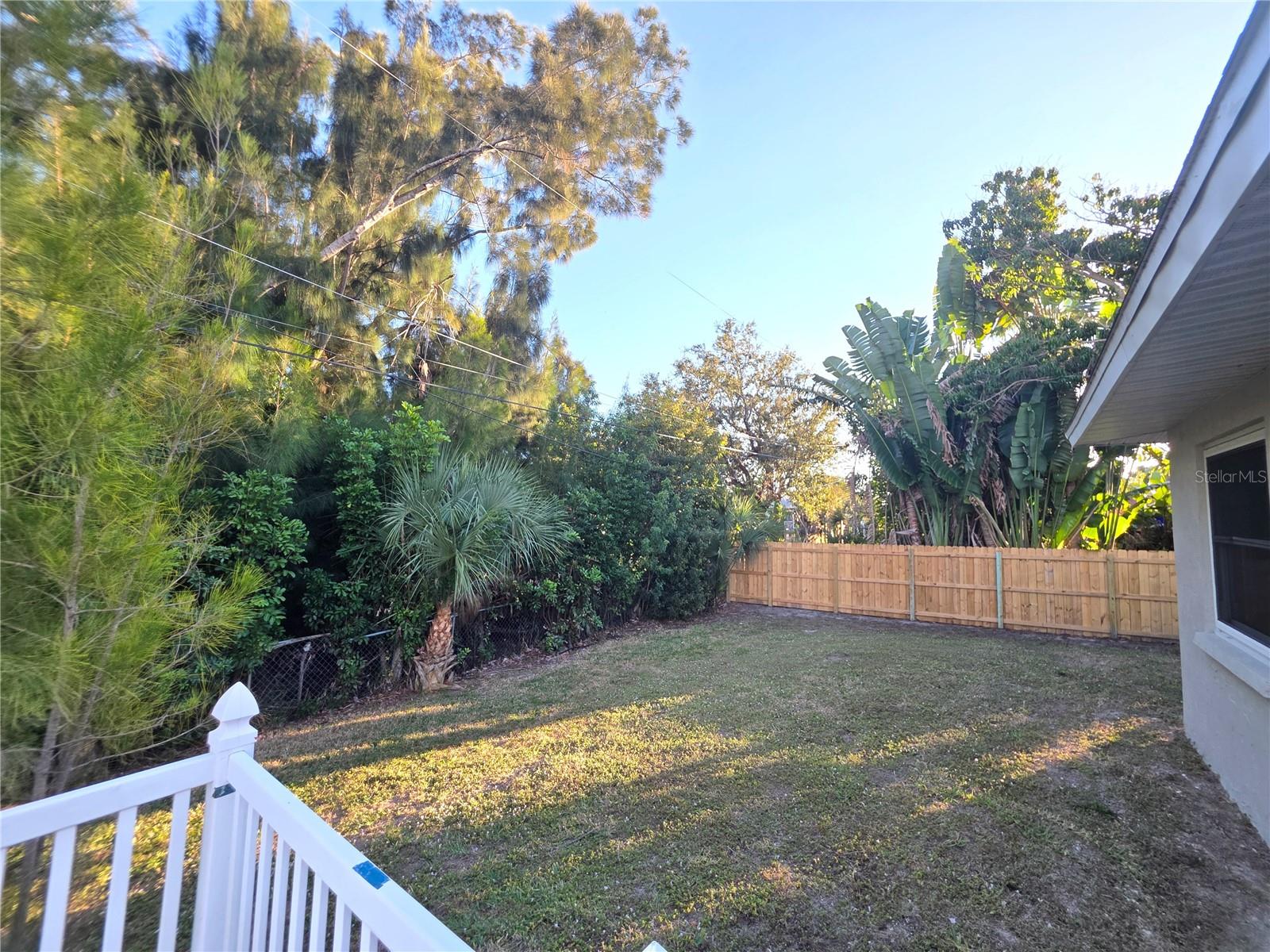 Image 13 of 13 For 1051 Acadia Road