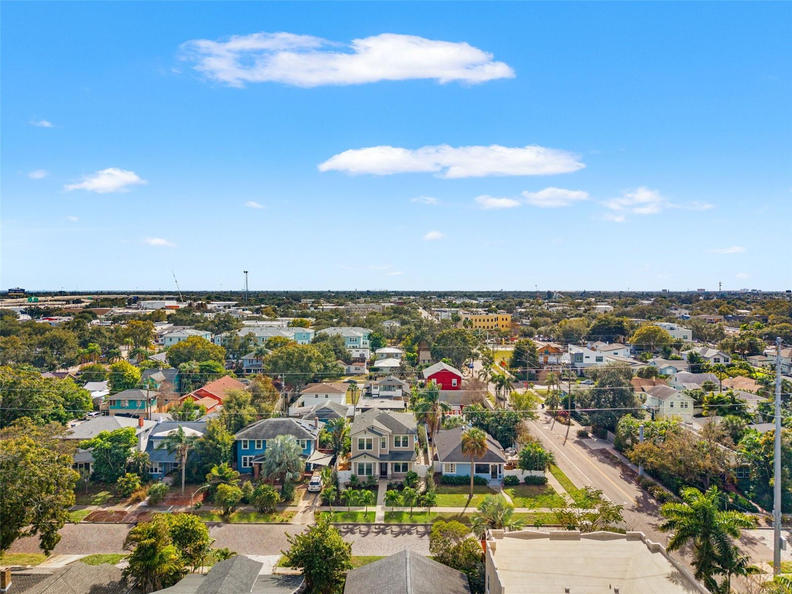 Listing photo id 70 for 2152 Burlington Avenue N