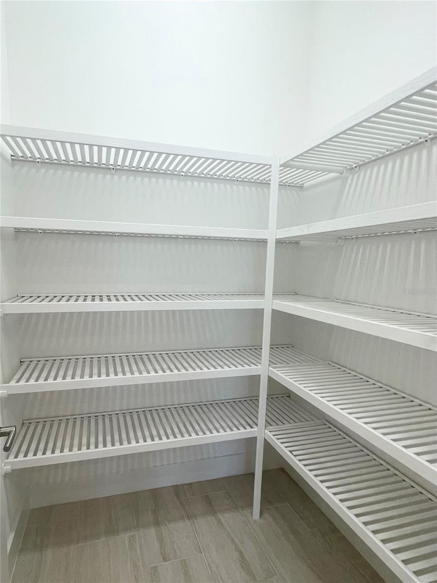 Image 12 of 62 For 1922 6th St E