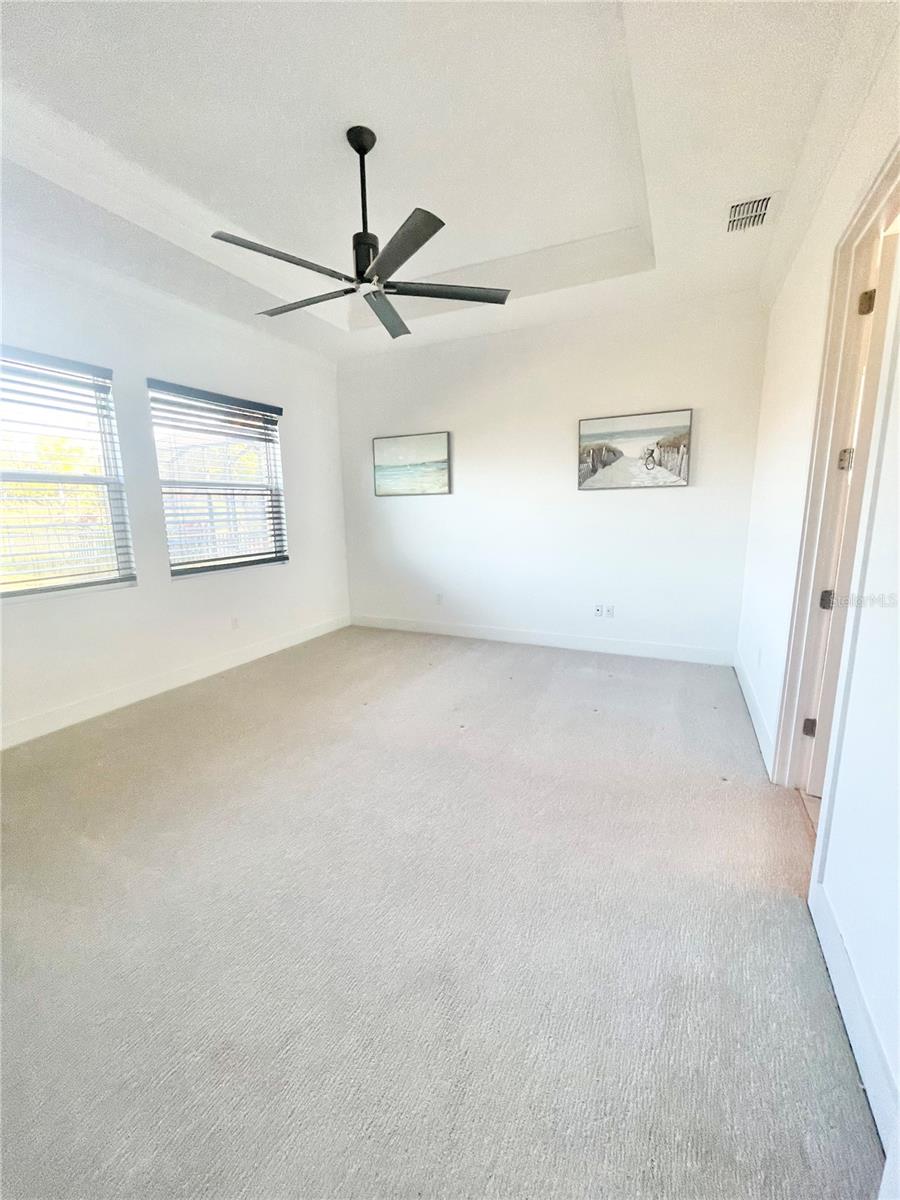 Image 16 of 62 For 1922 6th St E