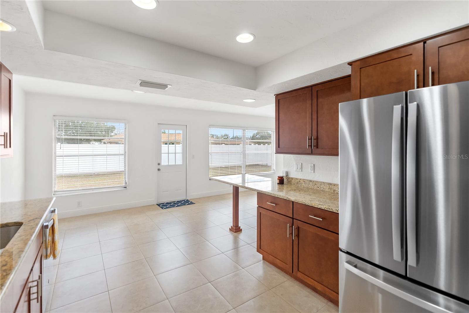 Image 20 of 49 For 6637 Bowline Drive