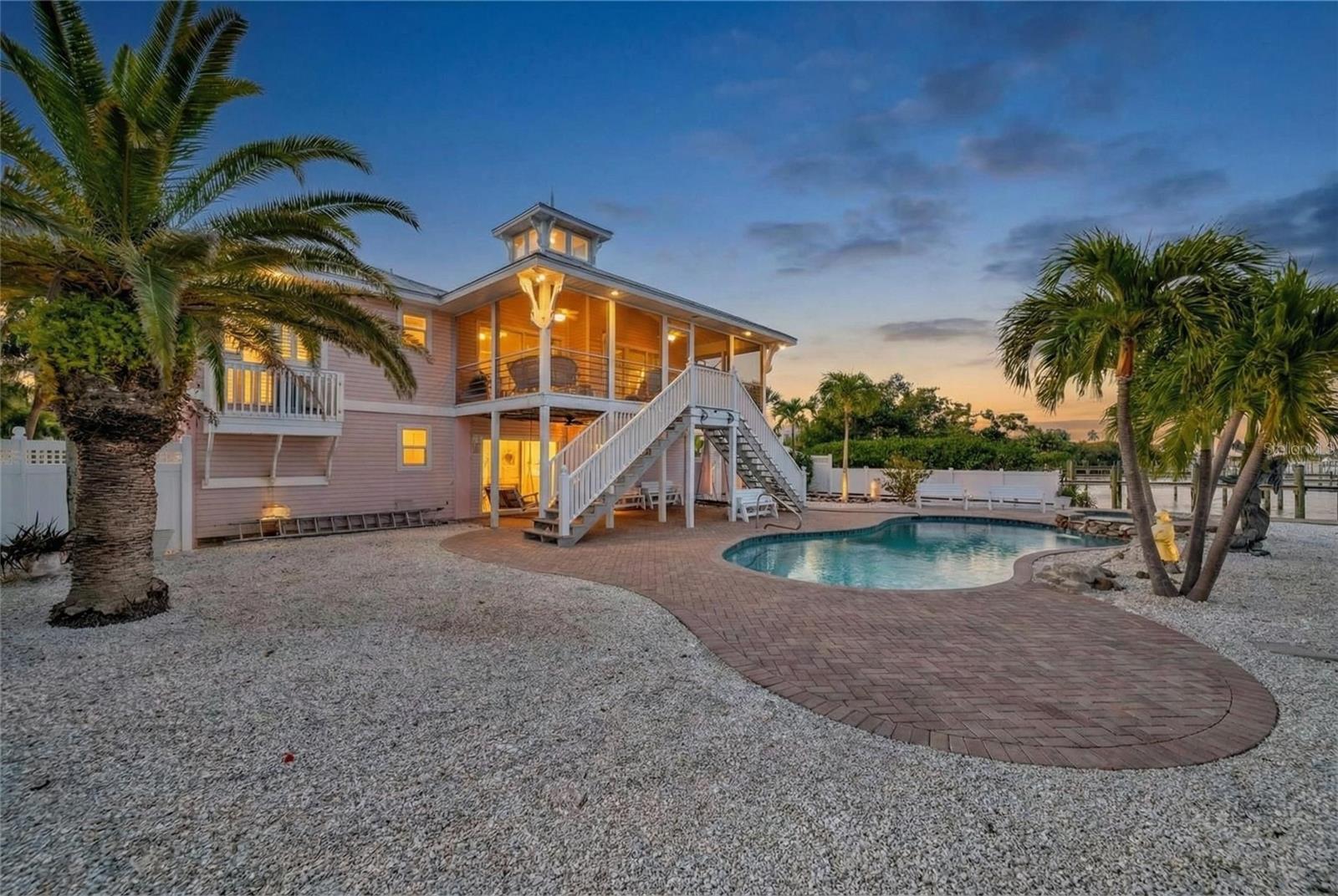 Image 11 of 52 For 2215 Avenue A