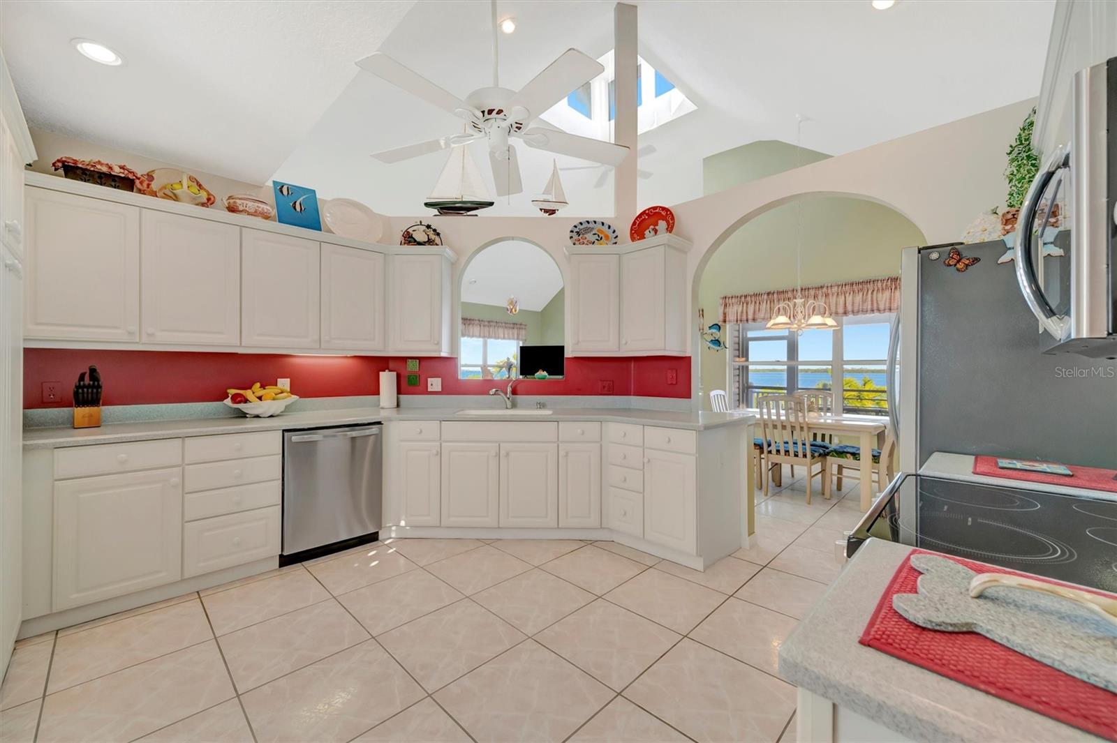 Image 30 of 52 For 2215 Avenue A