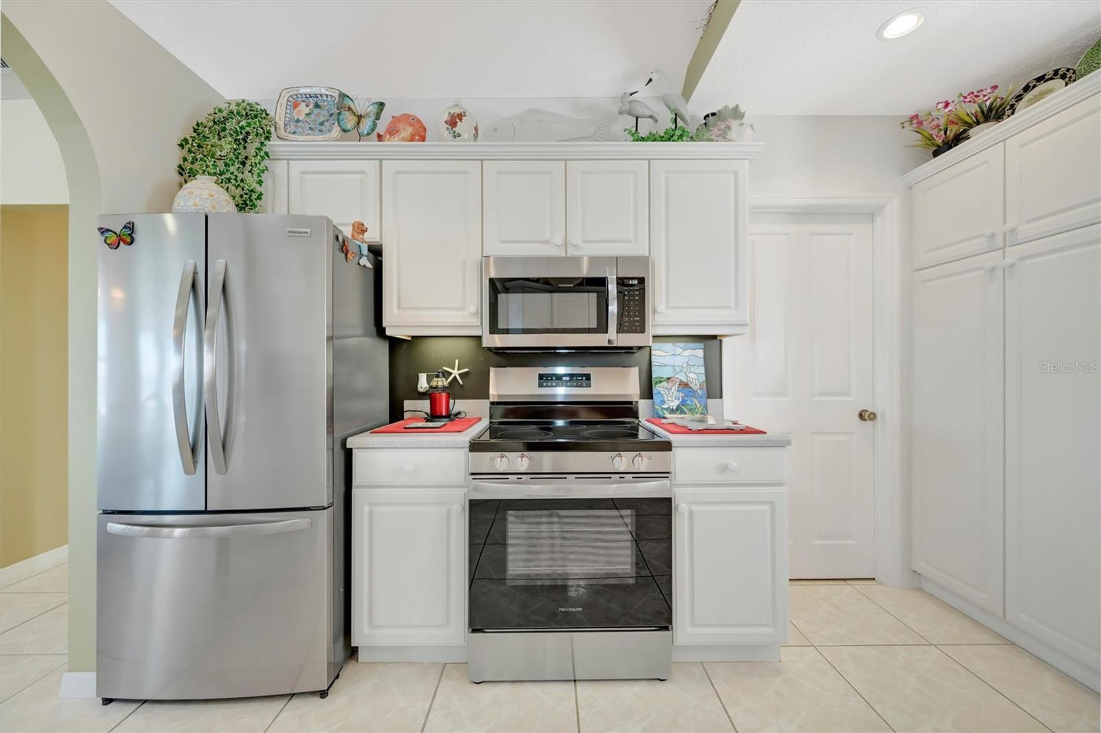 Image 31 of 52 For 2215 Avenue A