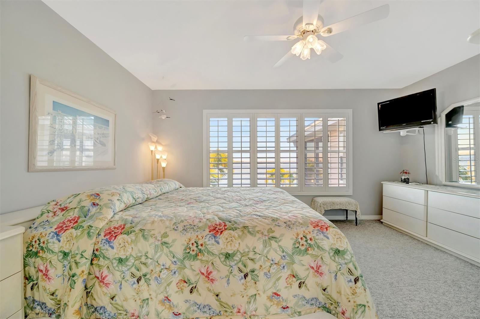 Image 35 of 52 For 2215 Avenue A