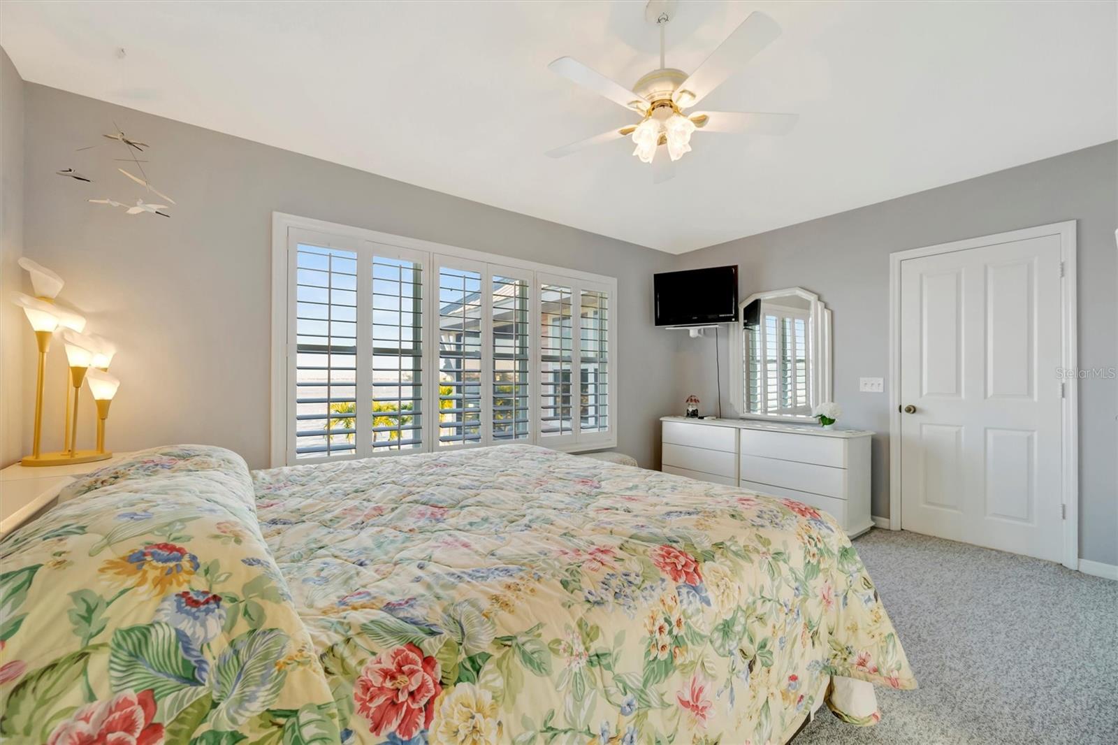 Image 36 of 52 For 2215 Avenue A