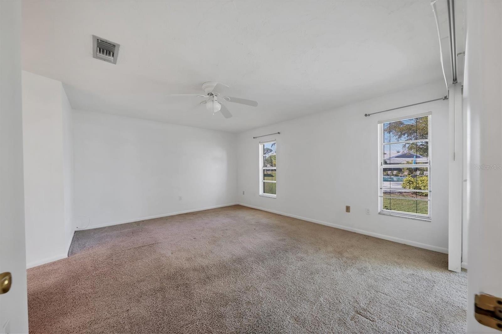 Image 17 of 29 For 3930 Center Gate Circle 16