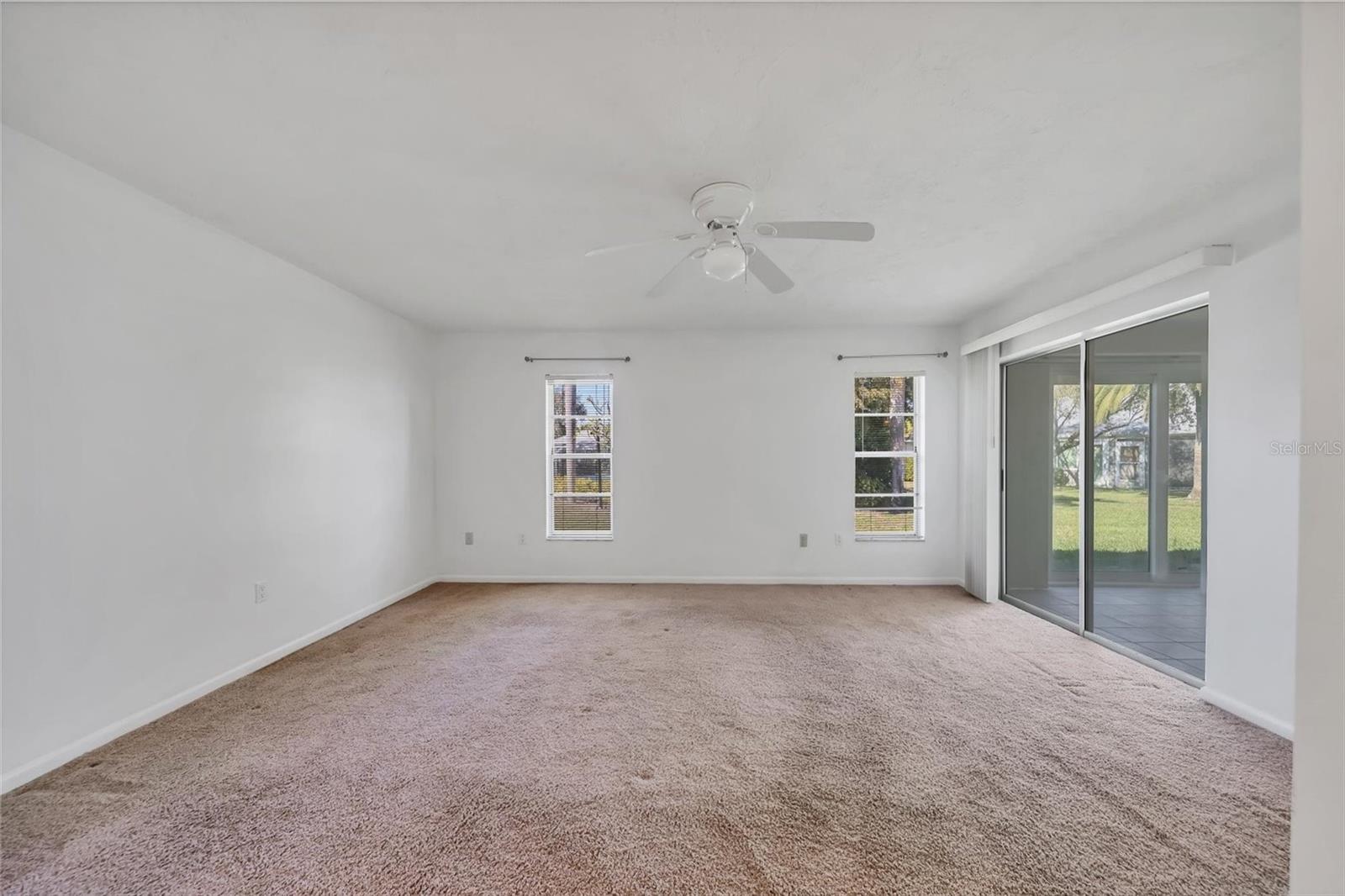 Image 18 of 29 For 3930 Center Gate Circle 16