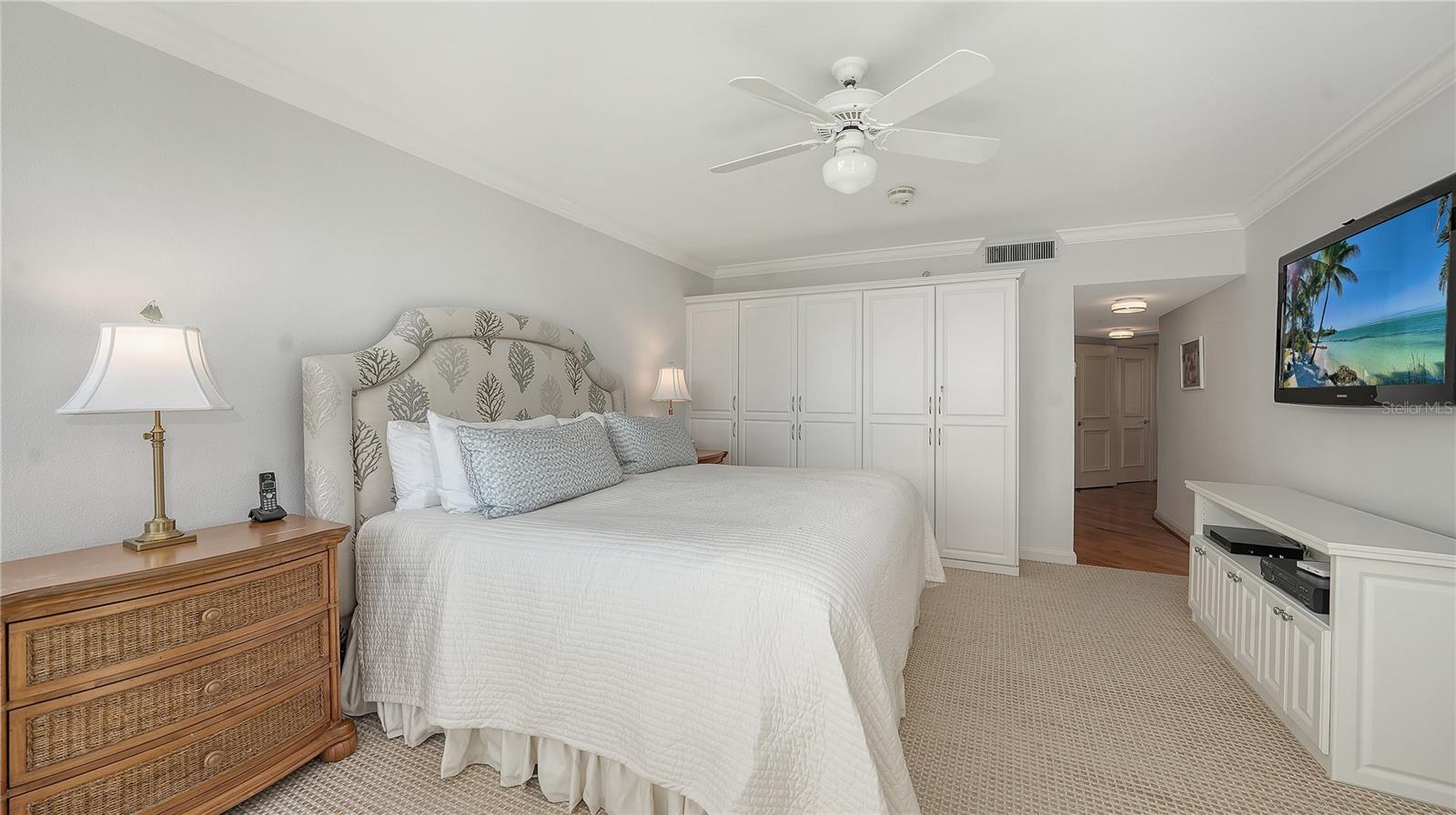 Image 19 of 45 For 565 Sanctuary Drive B506