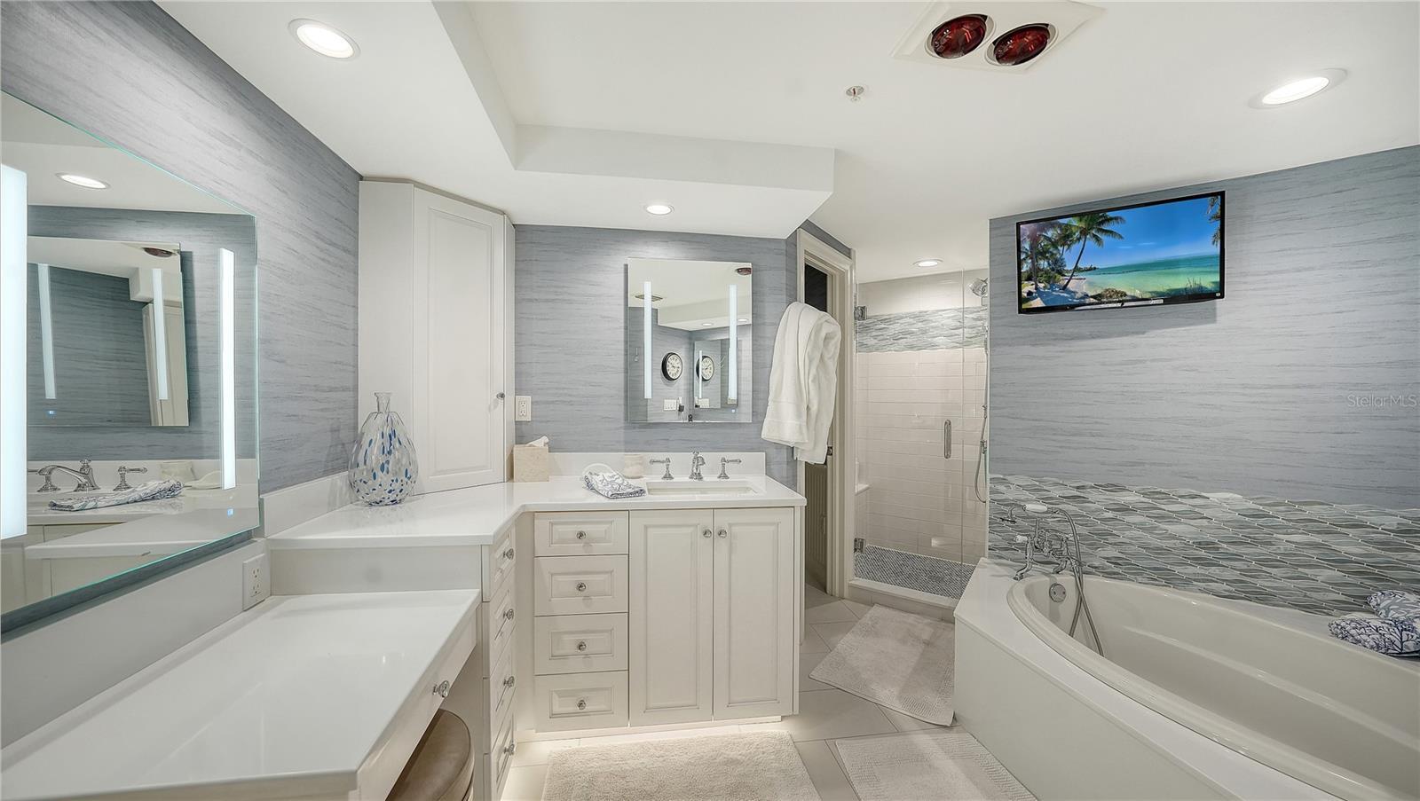 Image 21 of 45 For 565 Sanctuary Drive B506