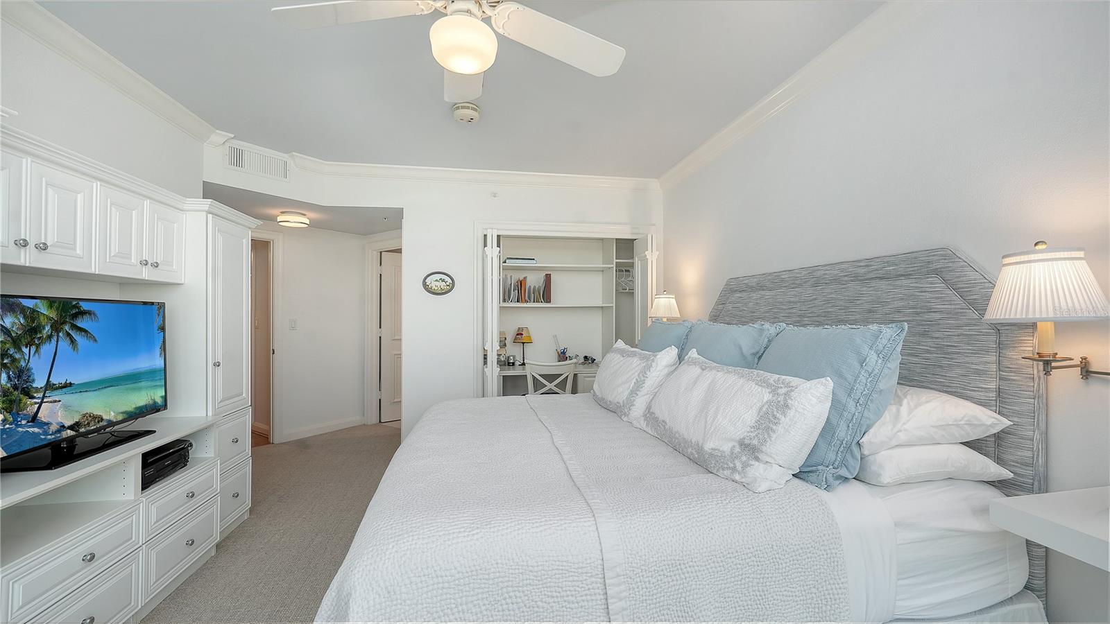 Image 25 of 45 For 565 Sanctuary Drive B506