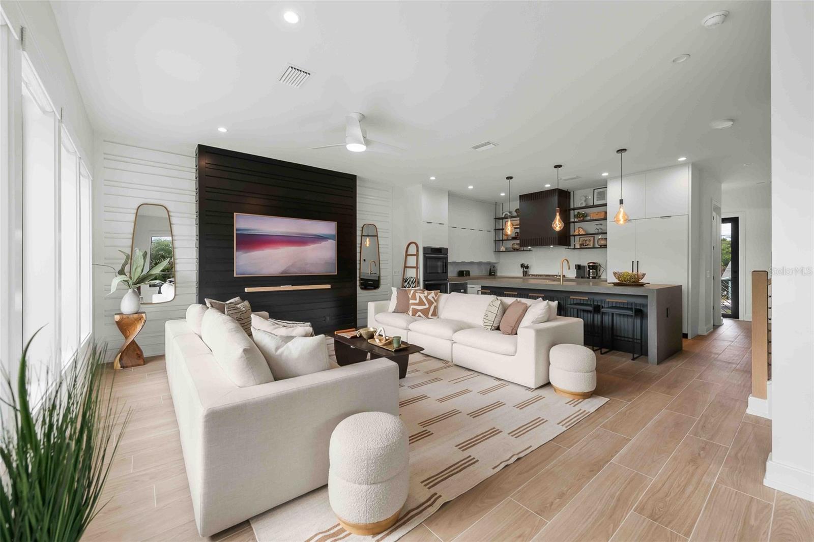 Image 10 of 61 For 5612 Guava Street