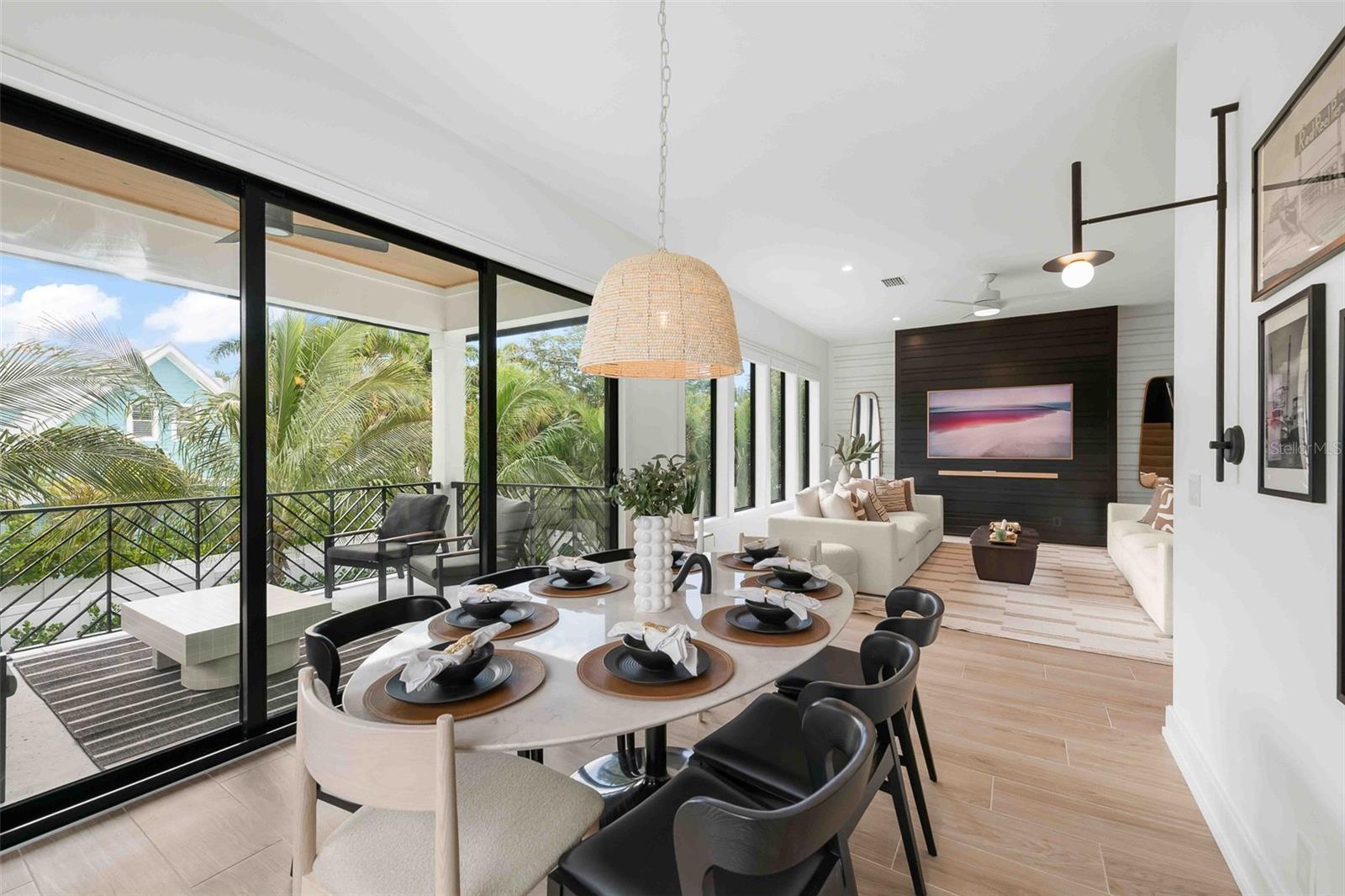 Image 12 of 61 For 5612 Guava Street