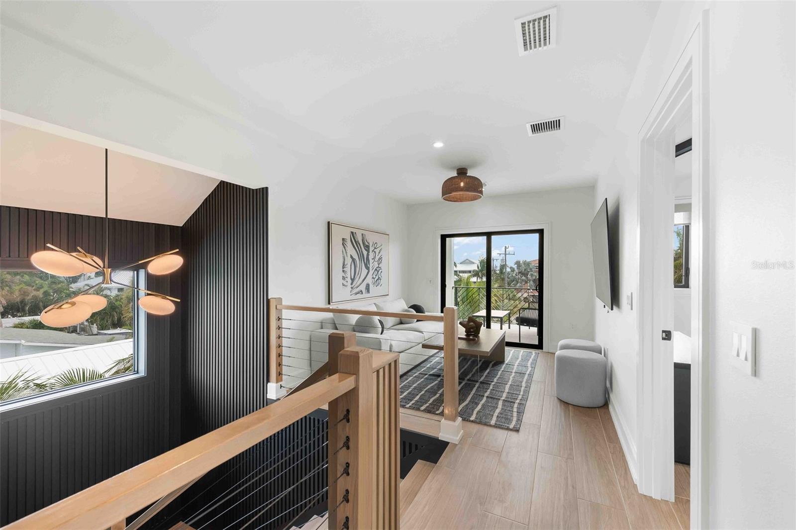 Image 36 of 61 For 5612 Guava Street