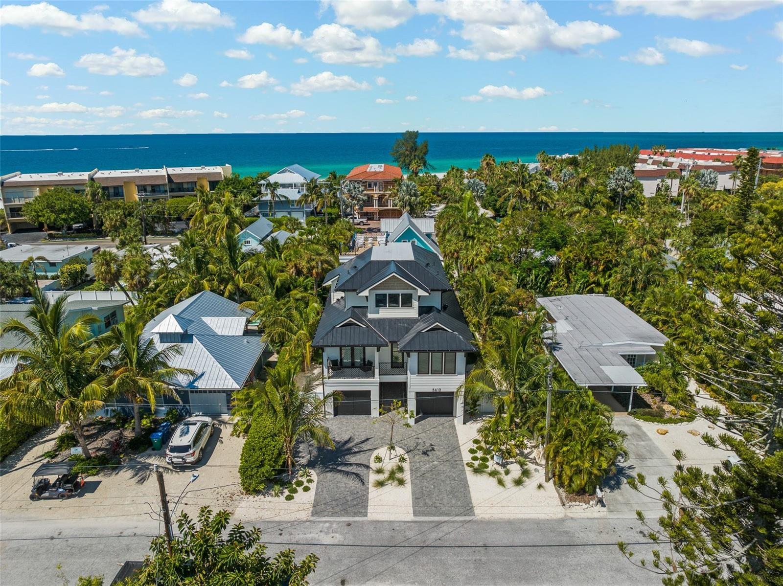 Image 56 of 61 For 5612 Guava Street