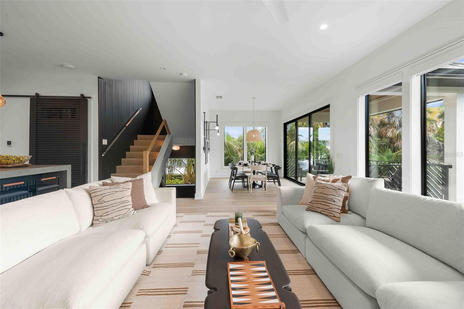 Image 8 of 61 For 5612 Guava Street