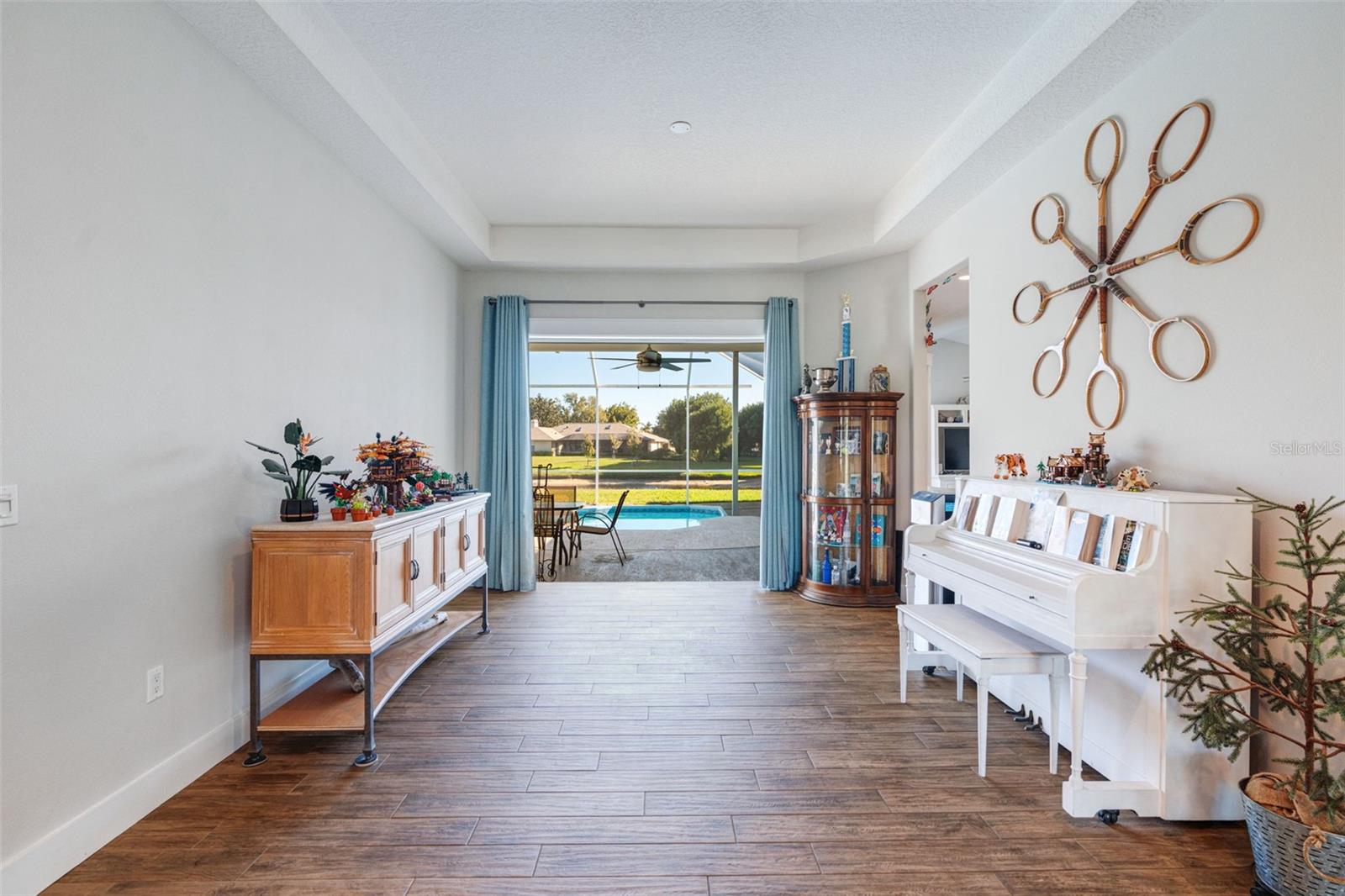 Image 7 of 41 For 4575 Satinleaf Lane