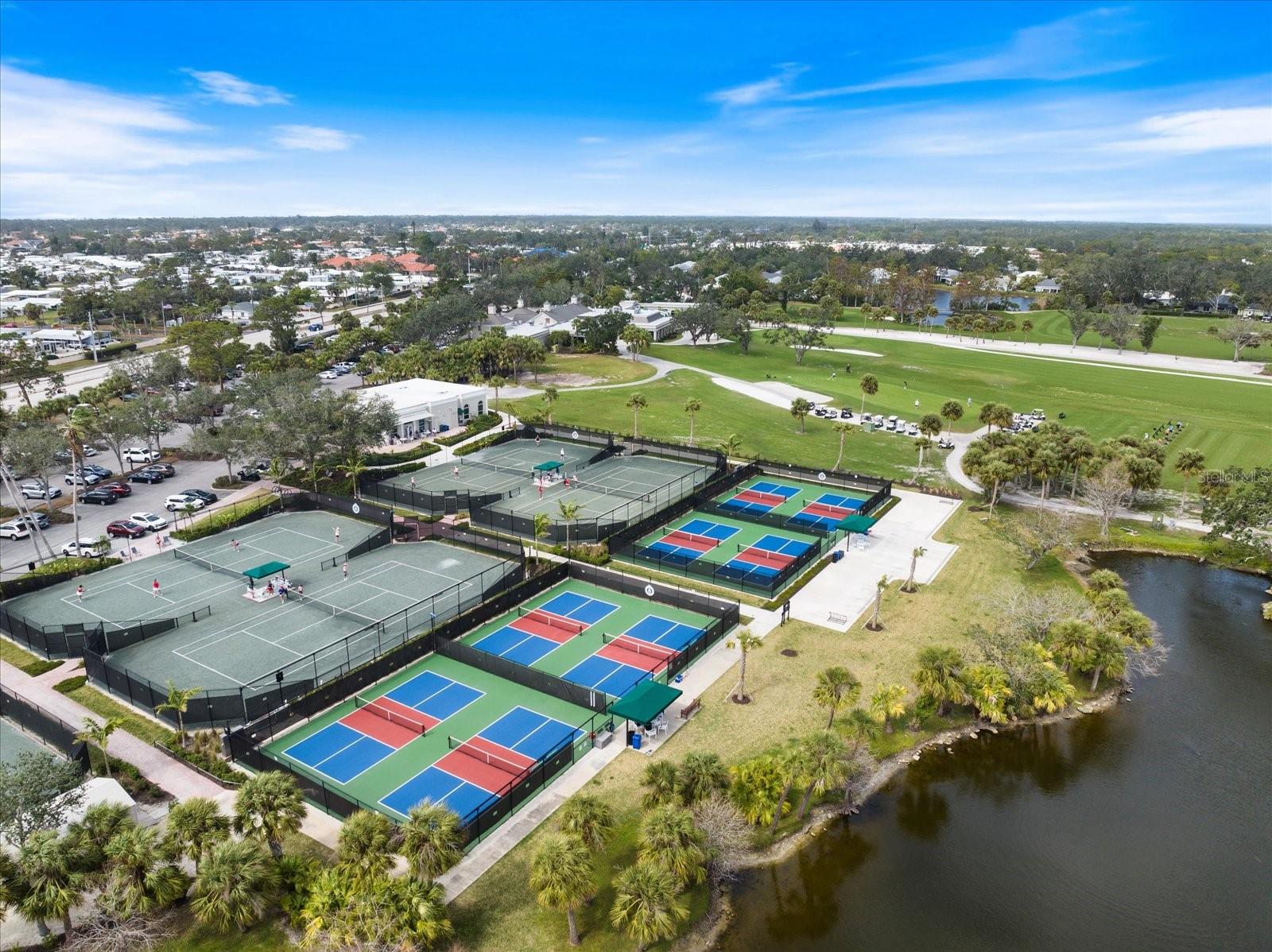 Image 40 of 50 For 1425 Backspin Drive