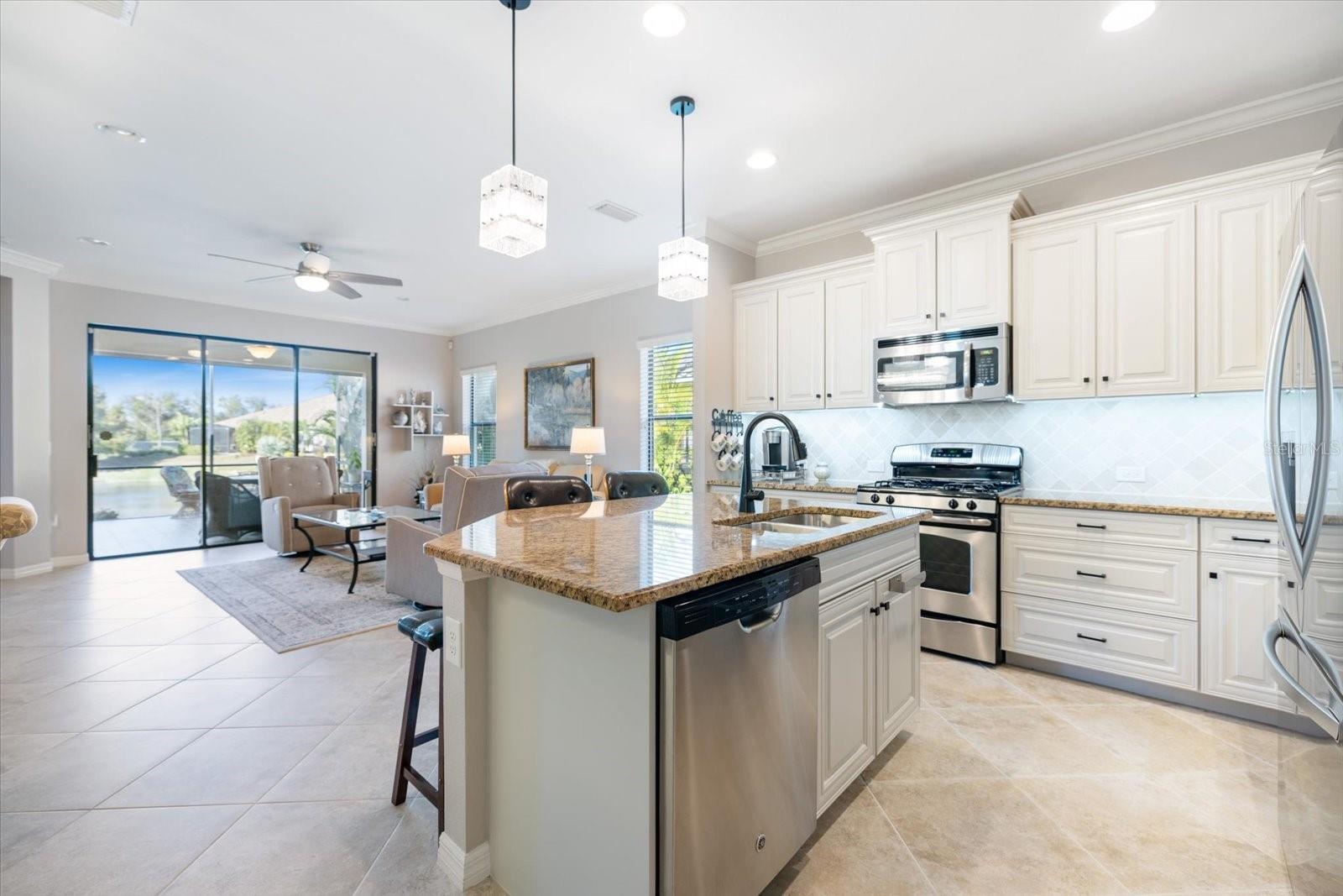 Image 8 of 50 For 1425 Backspin Drive