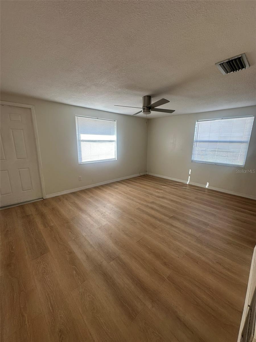 Image 3 of 8 For 5011 -a 21st Street W A